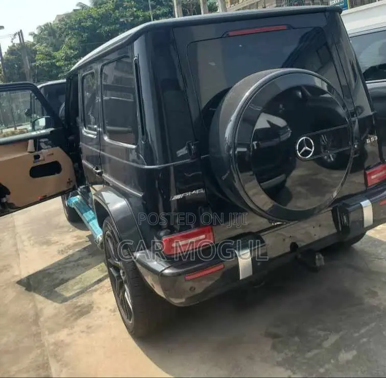 New Mercedes-Benz G-Class 2023 Black