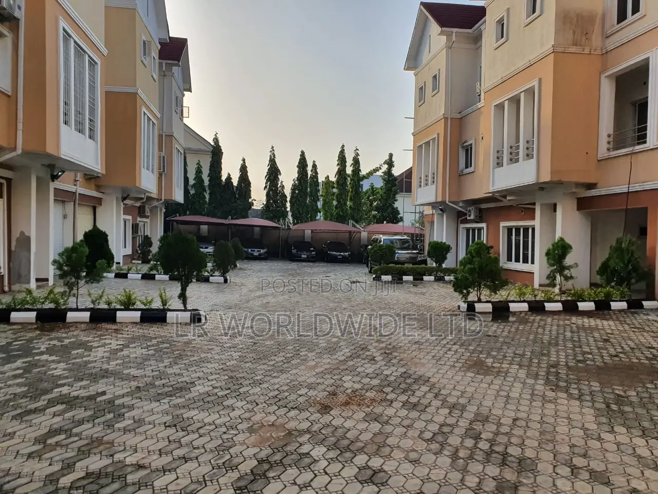 3bdrm Block of Flats in Katampe Extension for sale