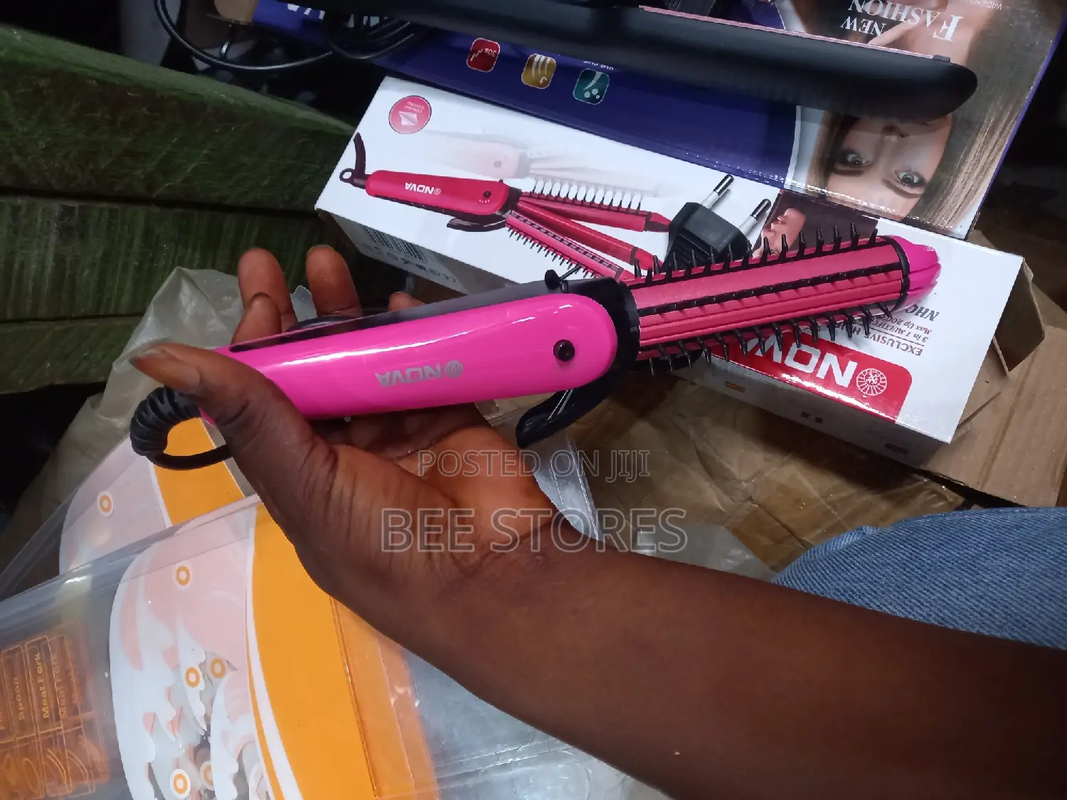 Nova 3 In 1 Hair Straightener, Curler And Comb