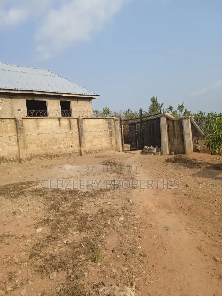 4bdrm Bungalow in Ifo for sale