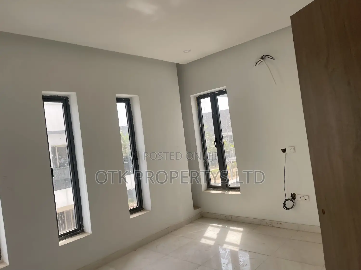 5bdrm Duplex in Katampe Extension for sale