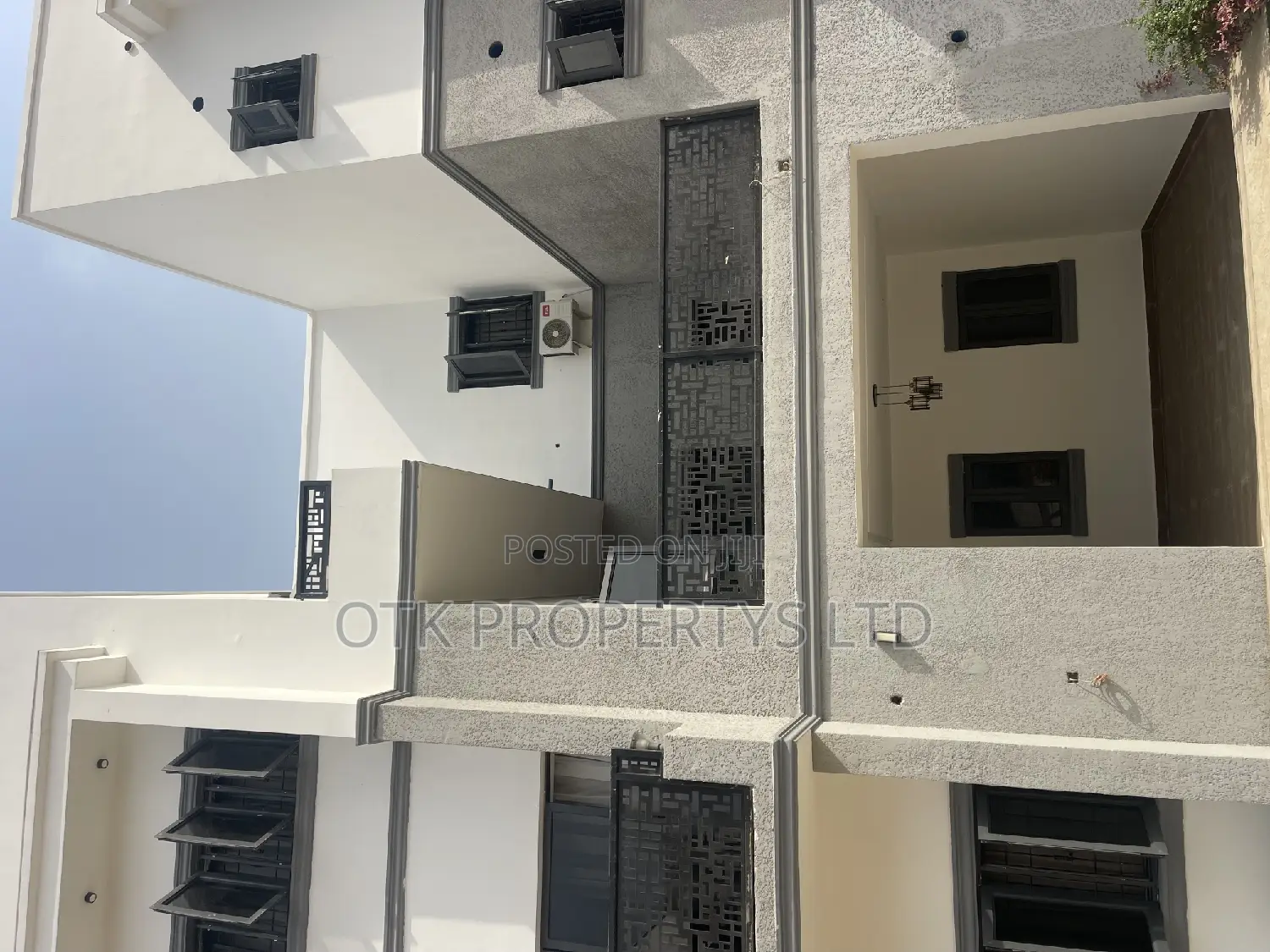 5bdrm Duplex in Katampe Extension for sale