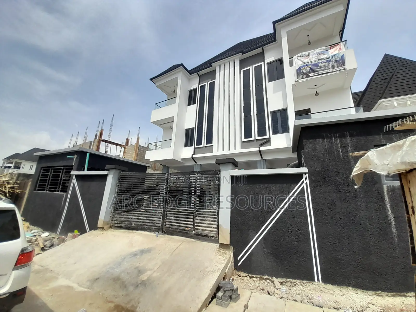 2bdrm Apartment in Apple Junction for sale