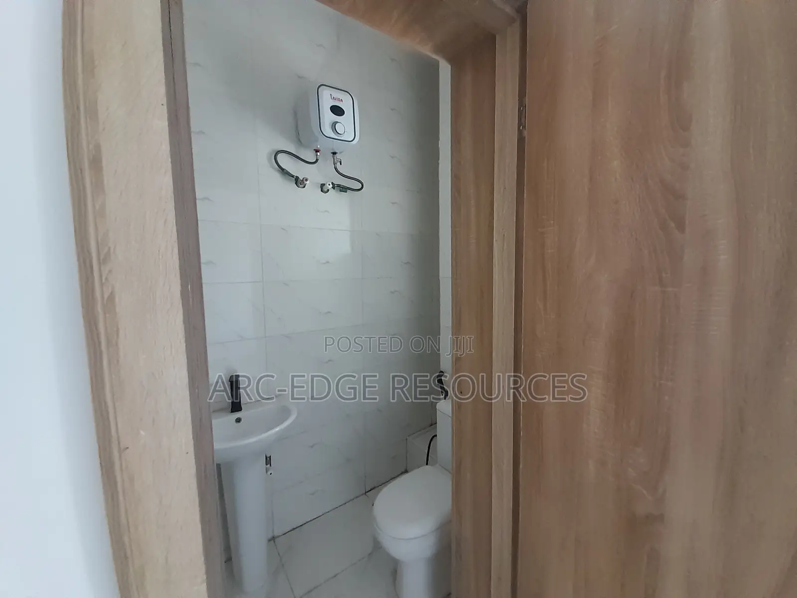 2bdrm Apartment in Apple Junction for sale