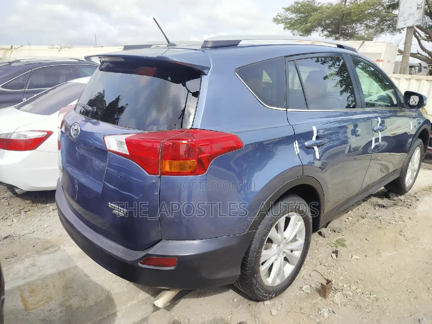 Toyota RAV4 2014 Blue