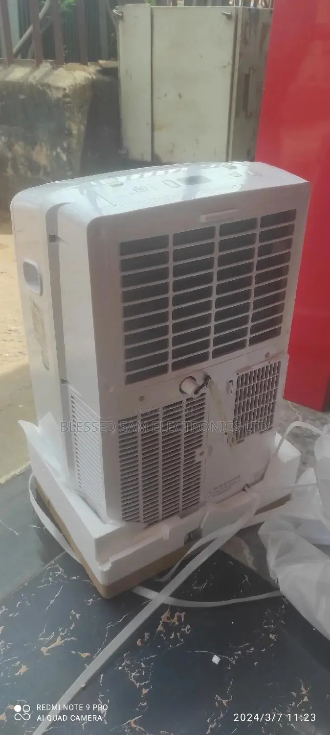 Original> Hisense Portable 1.5hp Air Condition Low Voltage