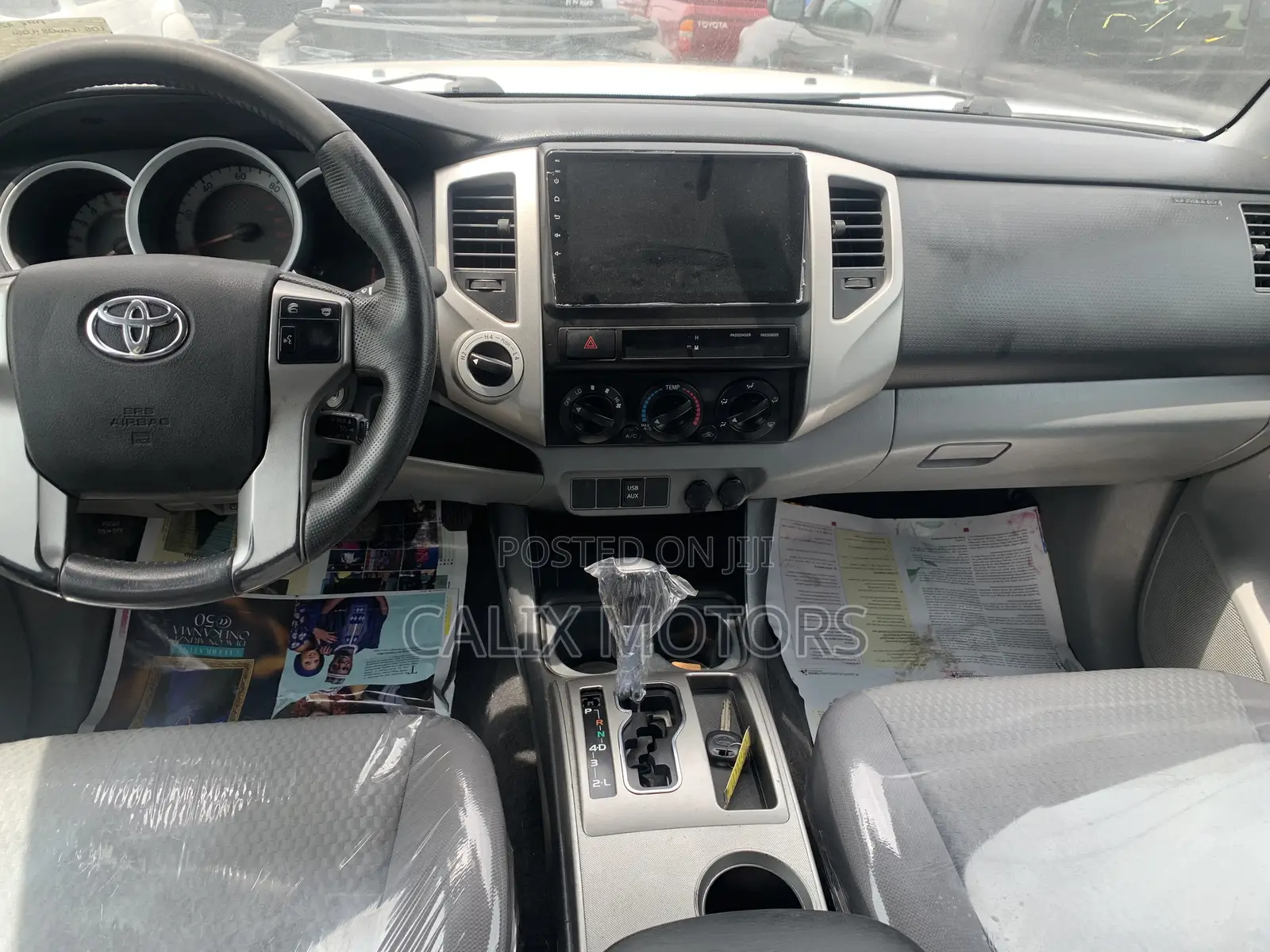 Toyota Tacoma 2012 Silver