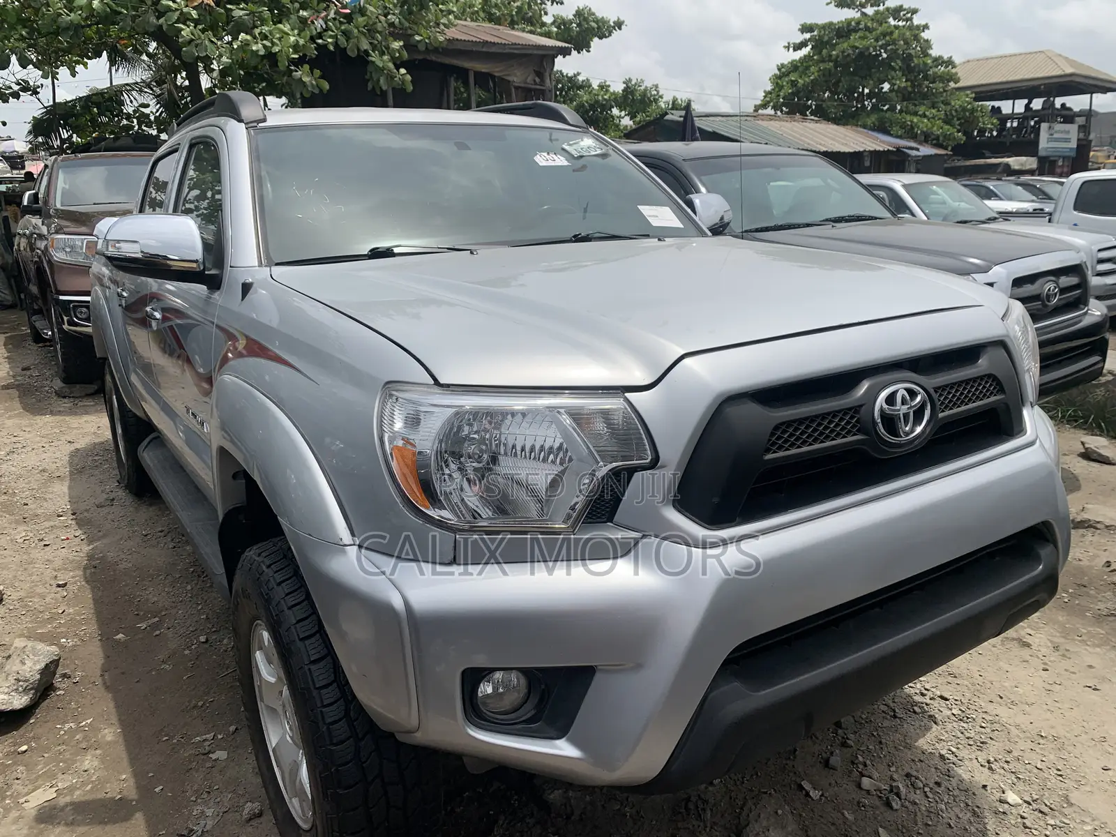 Toyota Tacoma 2012 Silver