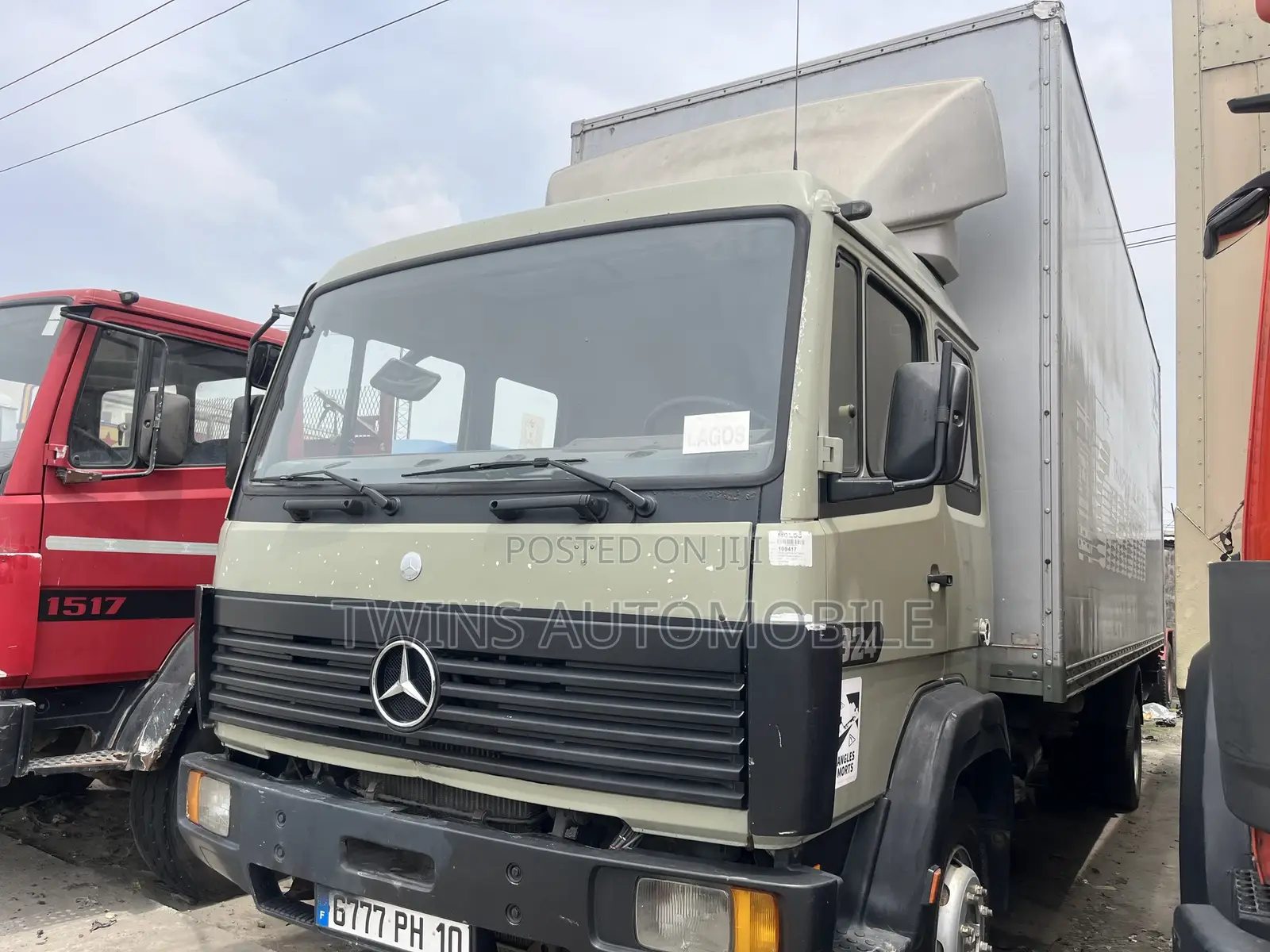 Mercedes-Benz 1324 Container Body