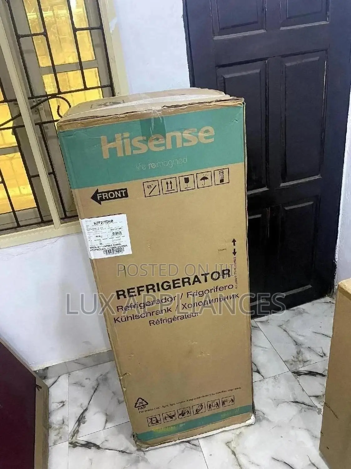 Hisense 204L Refrigerator With Water Dispenser REF 205DRB