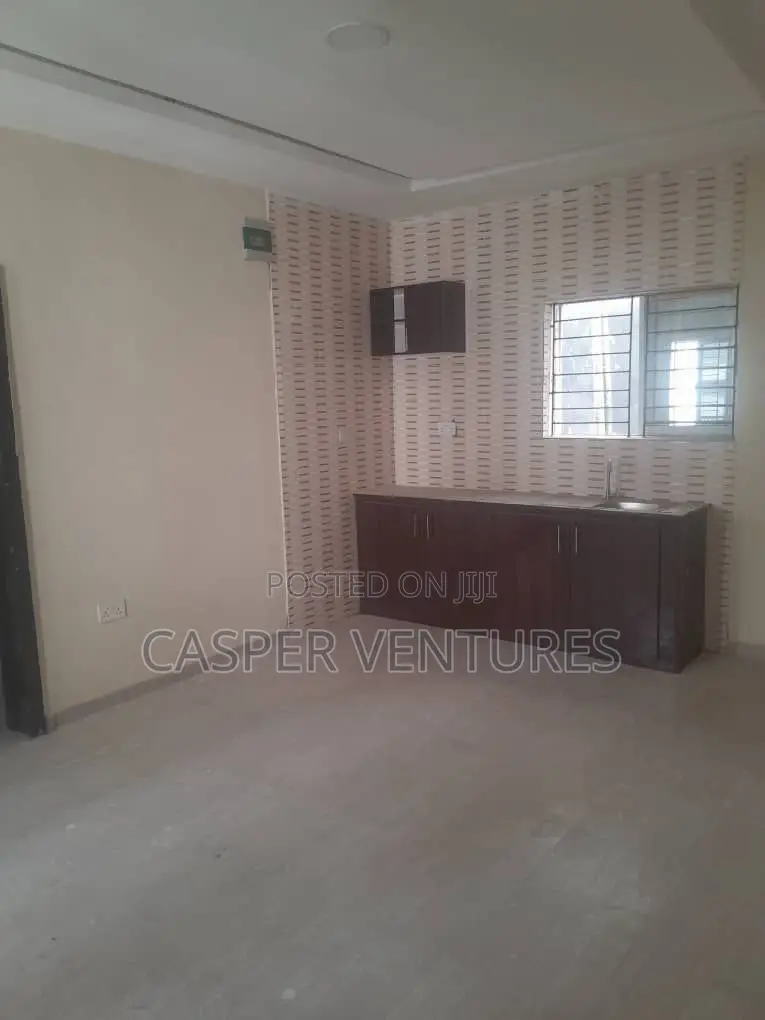 Mini Flat in Osapa for rent