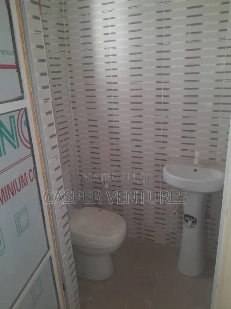 Mini Flat in Osapa for rent