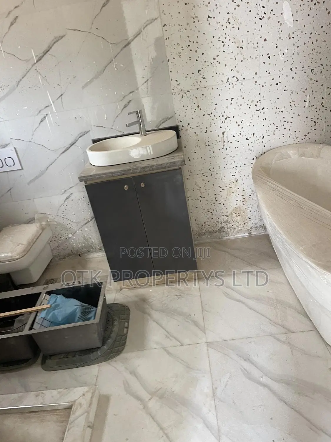 5bdrm Duplex in Katampe Extension for sale