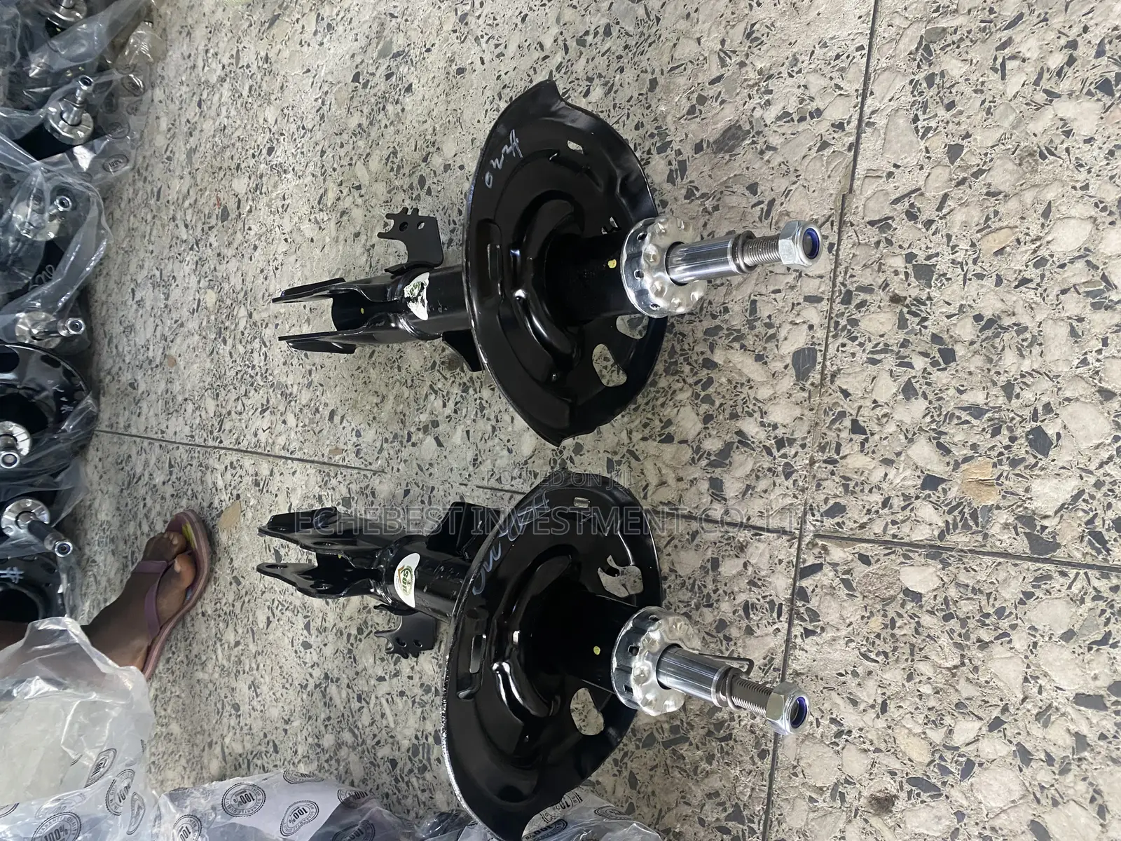 Quality Front Shock Highlander 2020