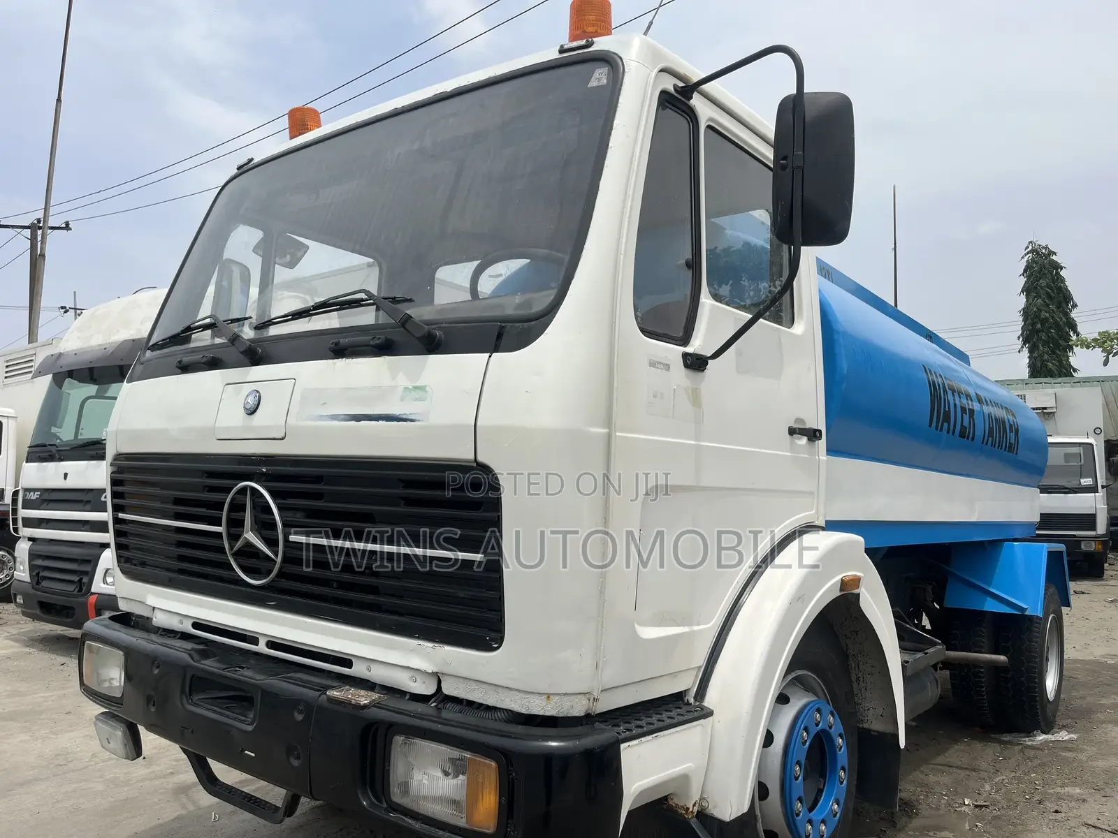 Mercedes-Benz 1617 Water Tanker