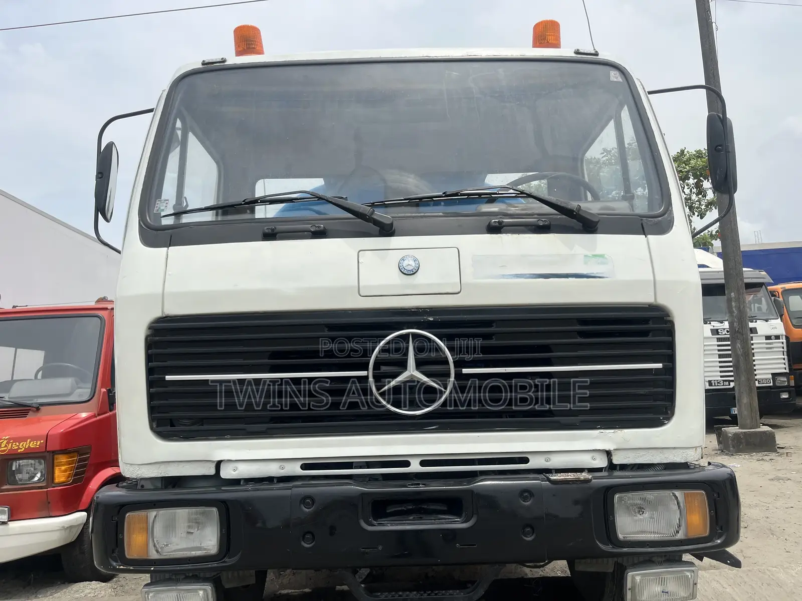 Mercedes-Benz 1617 Water Tanker