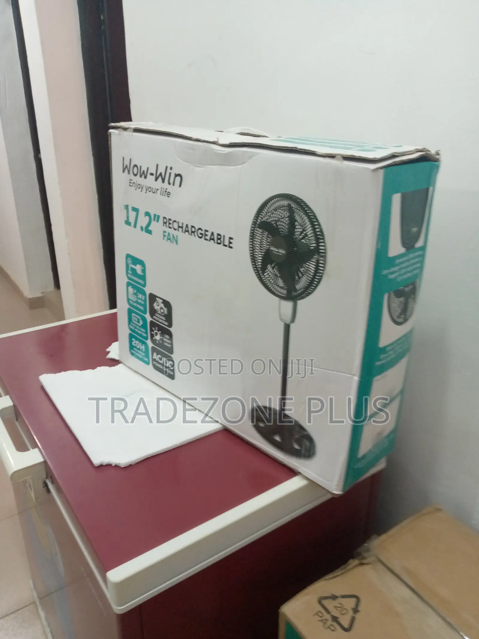 Affordable 17.2 Inch Rechargeable Fan