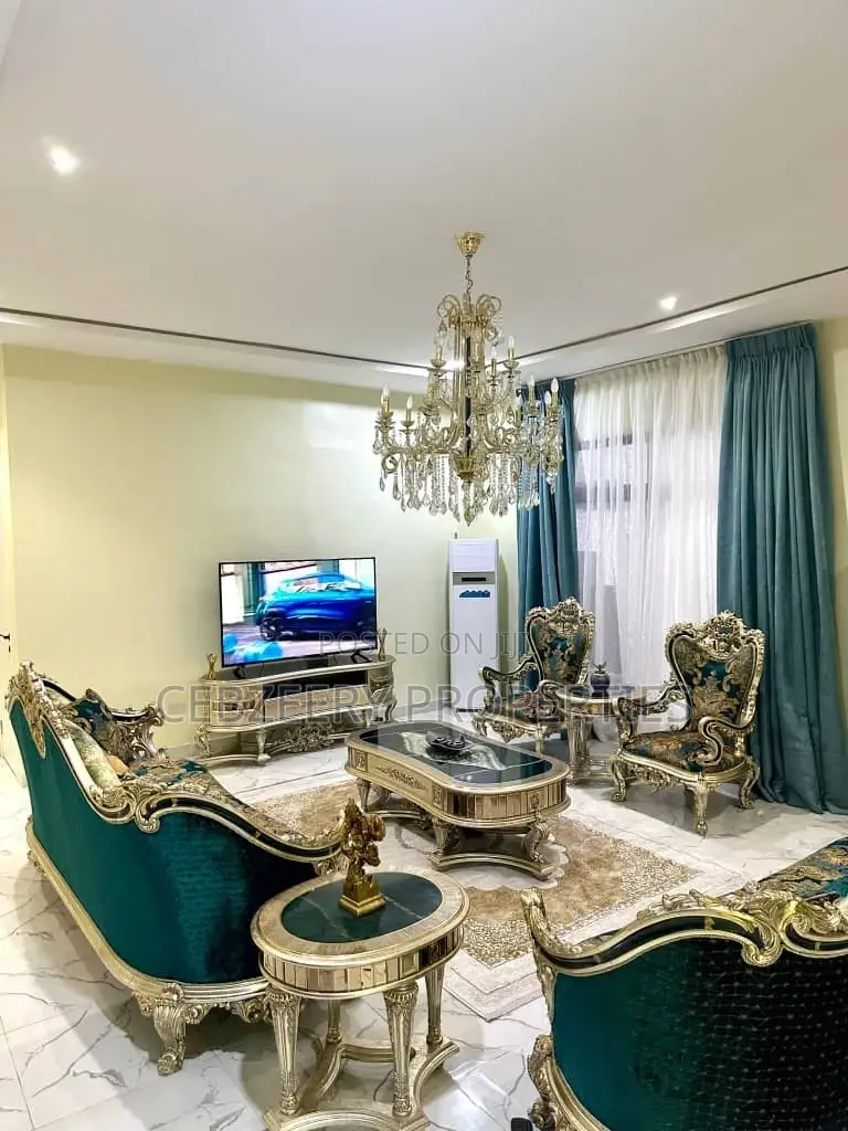 Furnished 3bdrm Mansion in Banana Island for sale