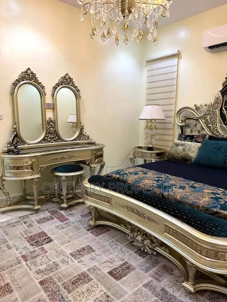 Furnished 3bdrm Mansion in Banana Island for sale