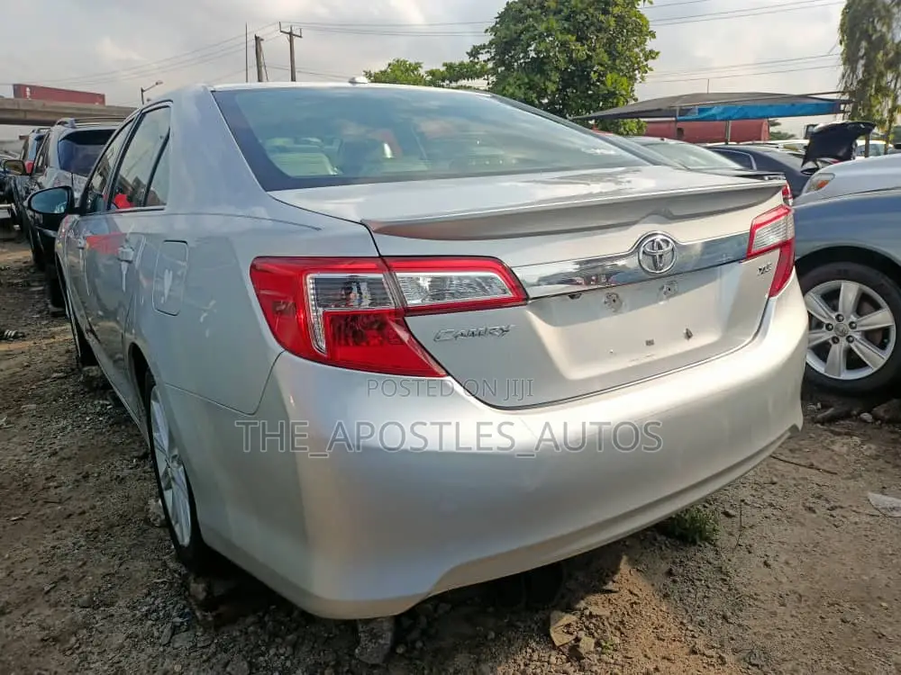 Toyota Camry 2013 Silver