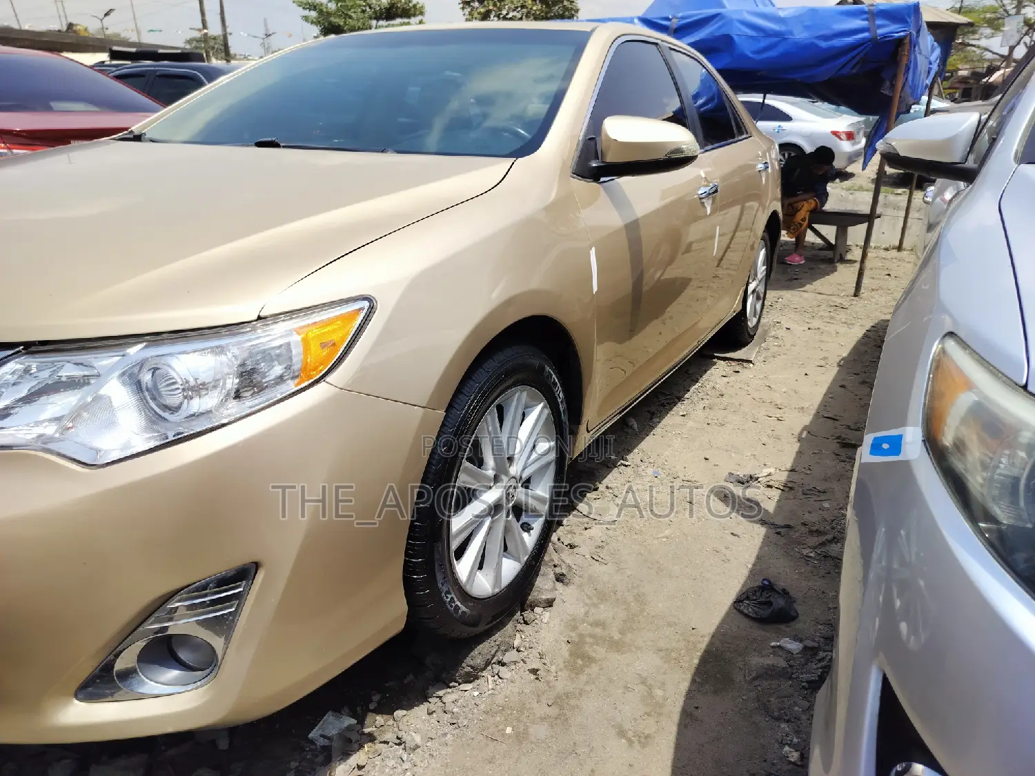 Toyota Camry 2014 Gold