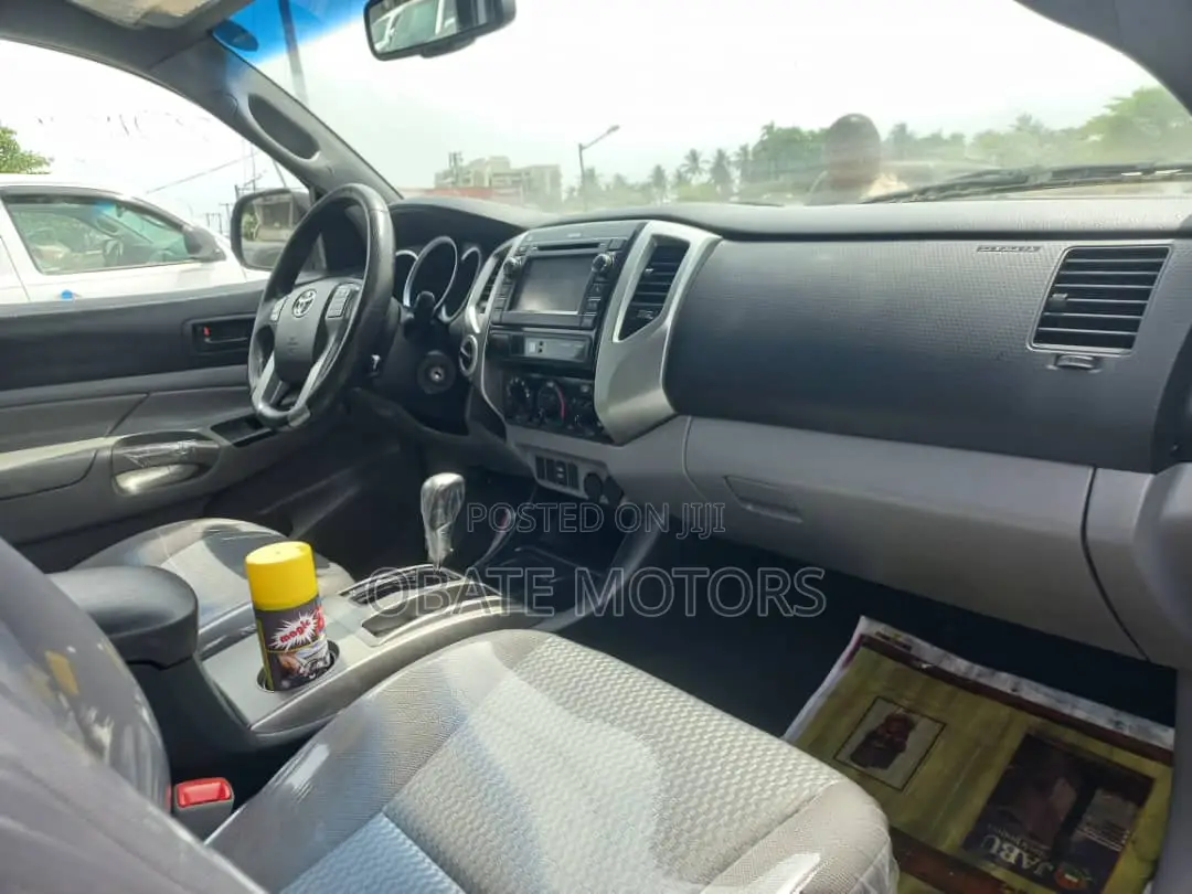 Toyota Tacoma Double Cab V6 Automatic 2010 Black