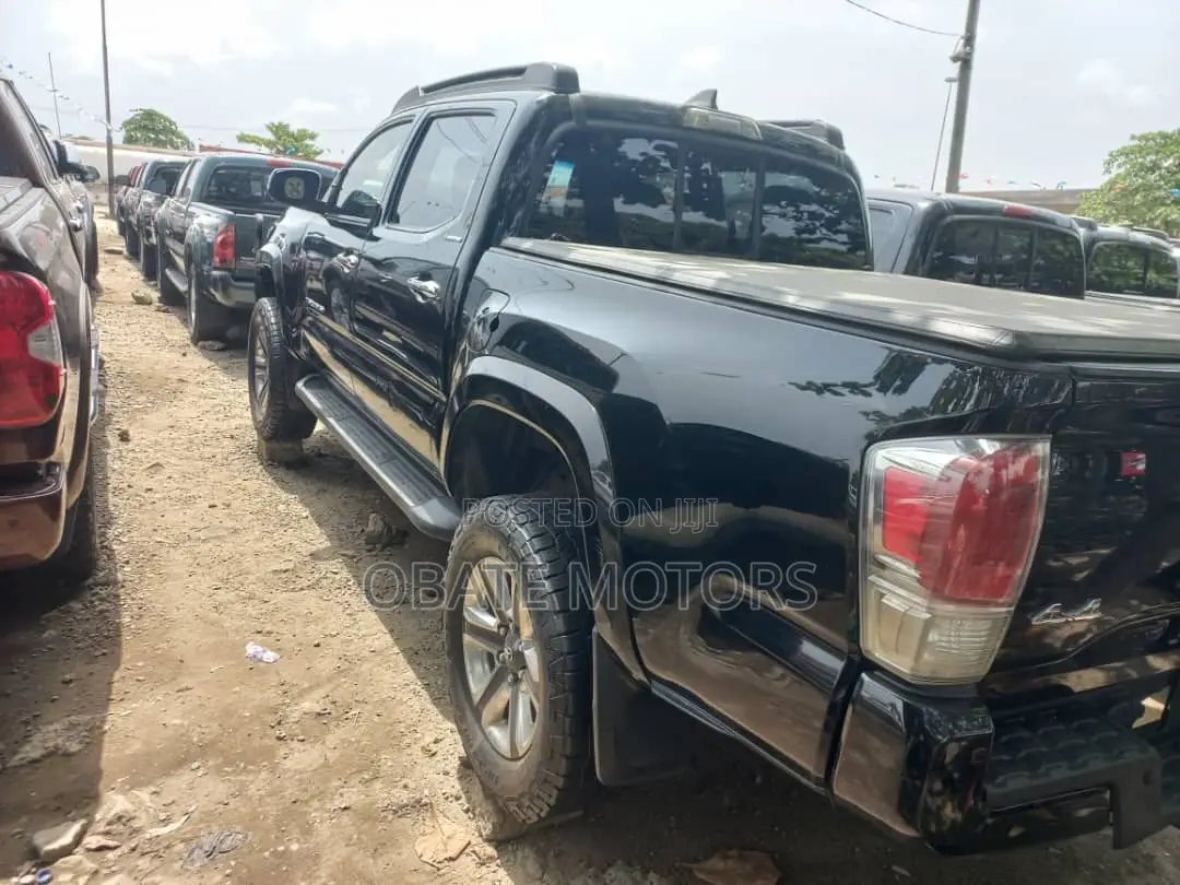 Toyota Tacoma Limited 2017 Black