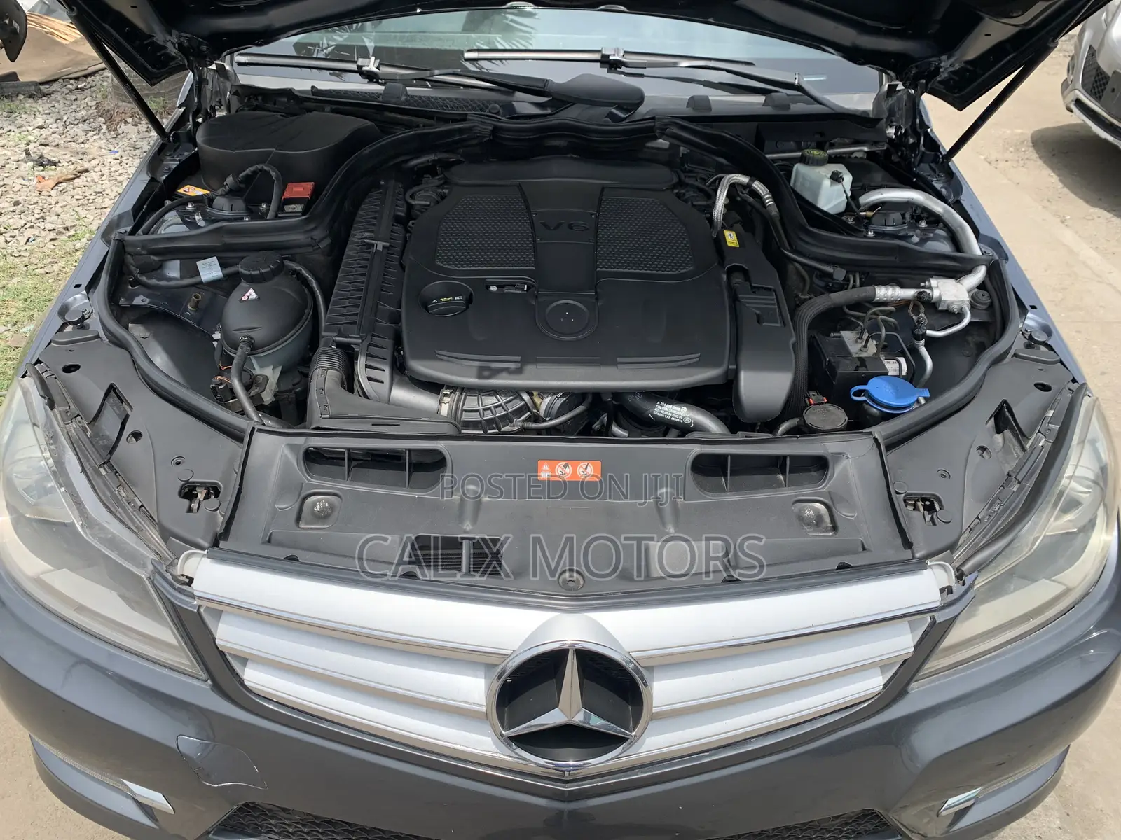 Mercedes-Benz C300 2013 Gray