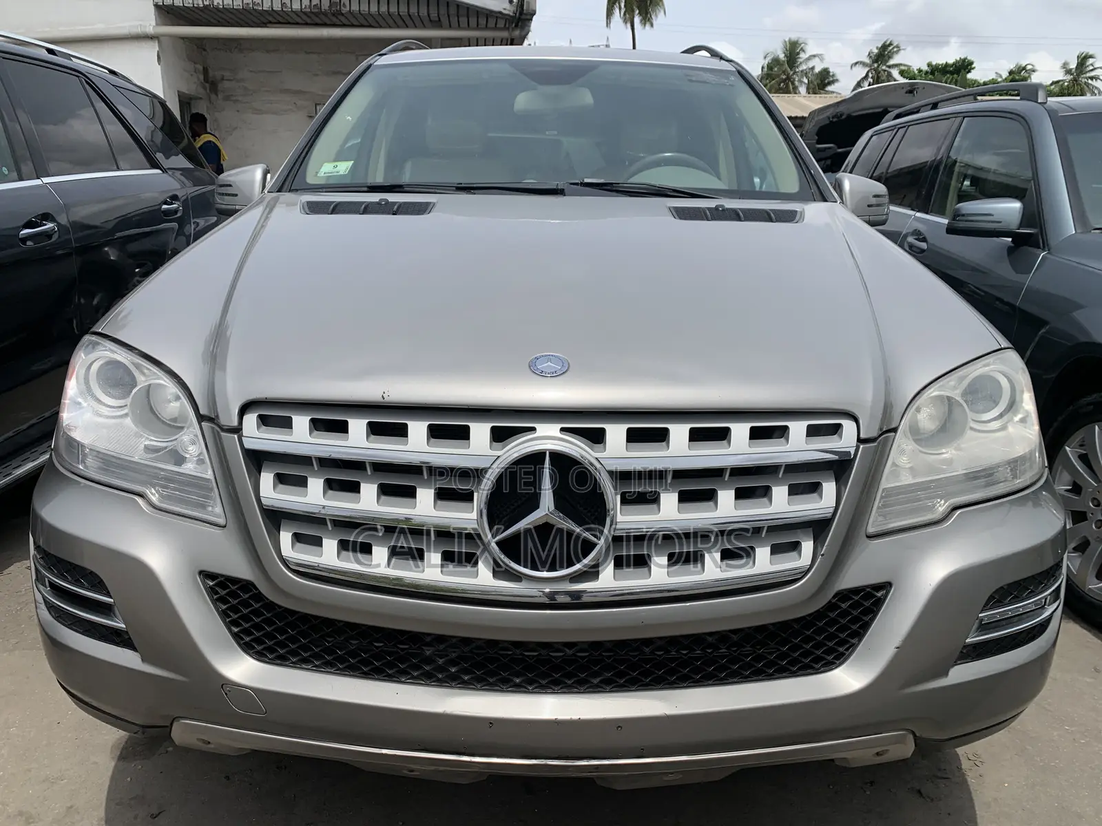 Mercedes-Benz M Class 2010 Silver