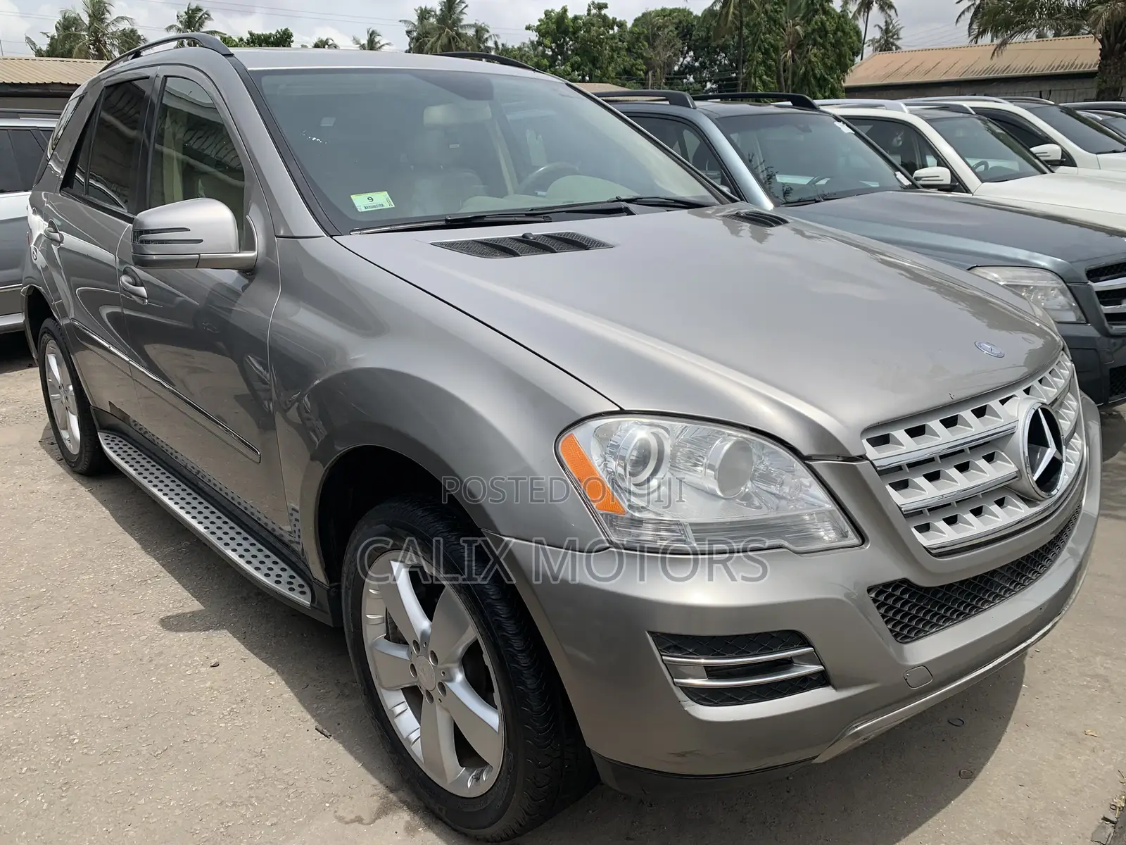 Mercedes-Benz M Class 2010 Silver