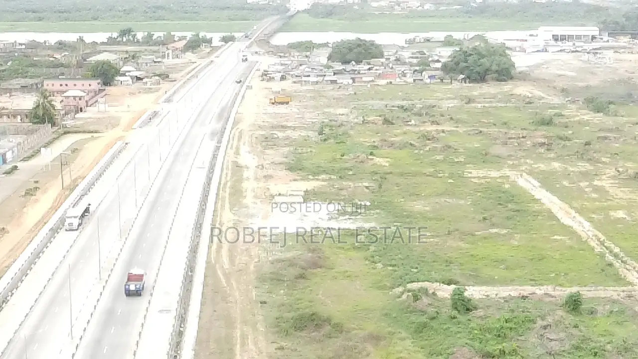 Tap Into This Commercial Plots for Your Own Paradise