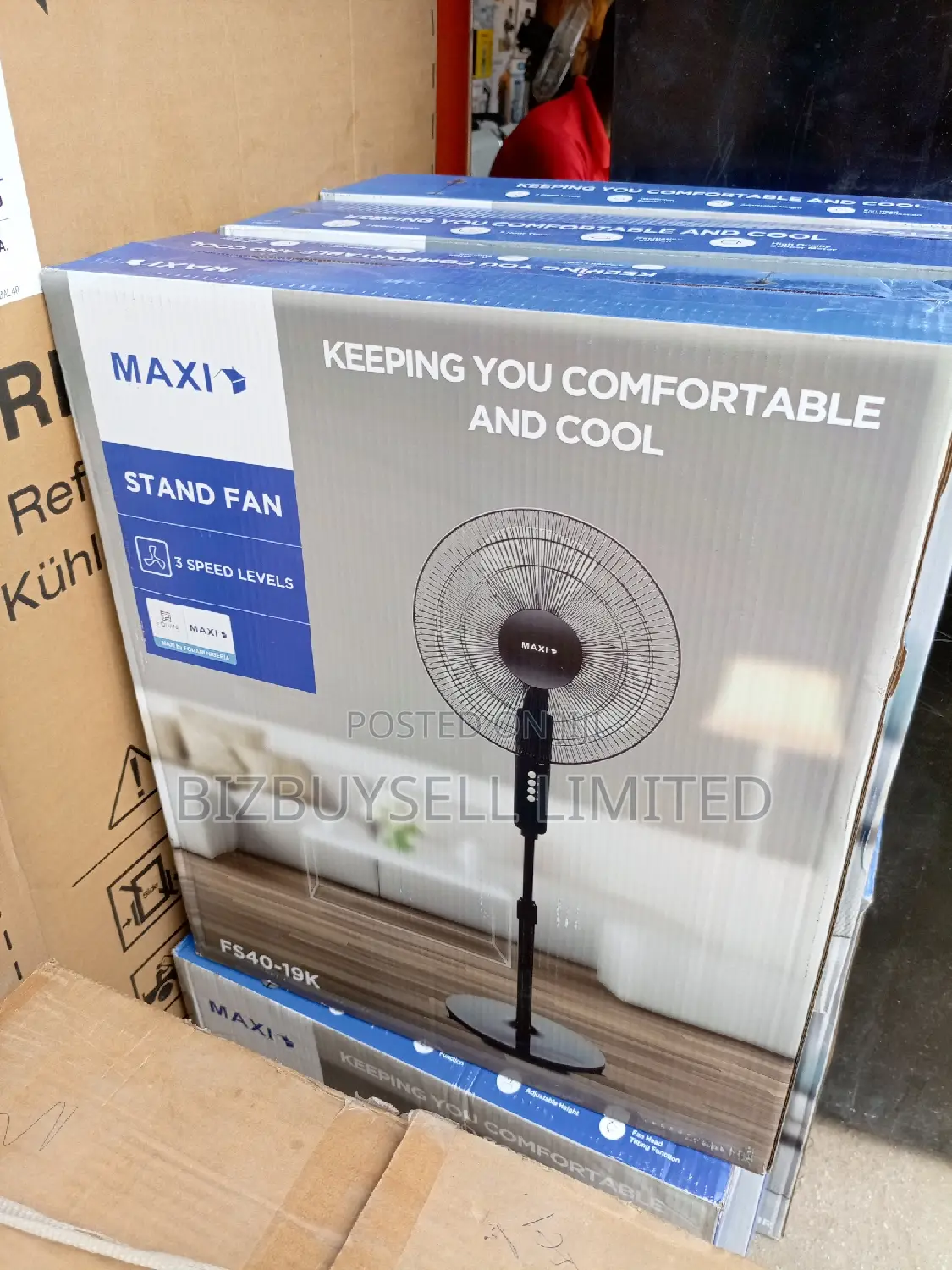 Maxi Electric Standing Fan.