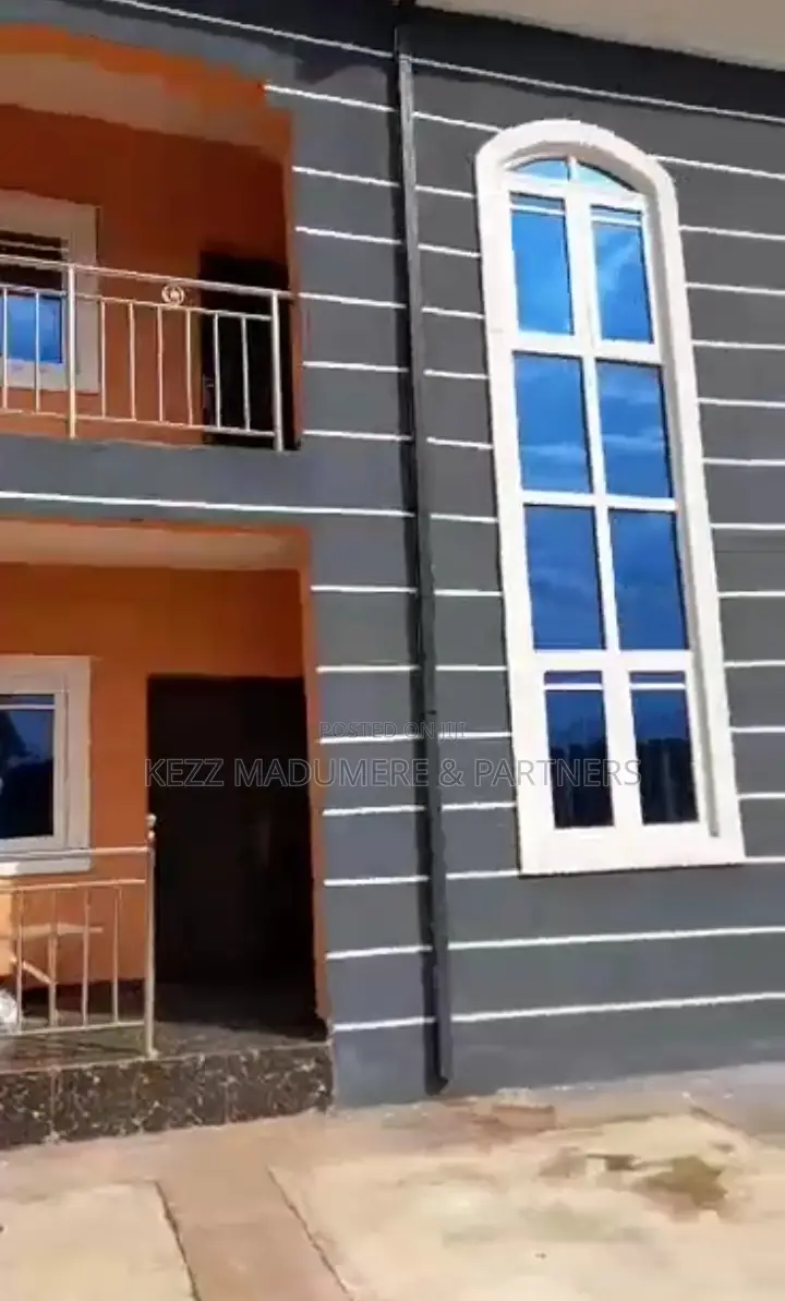 4bdrm Duplex in City Centre, Owerri, for sale