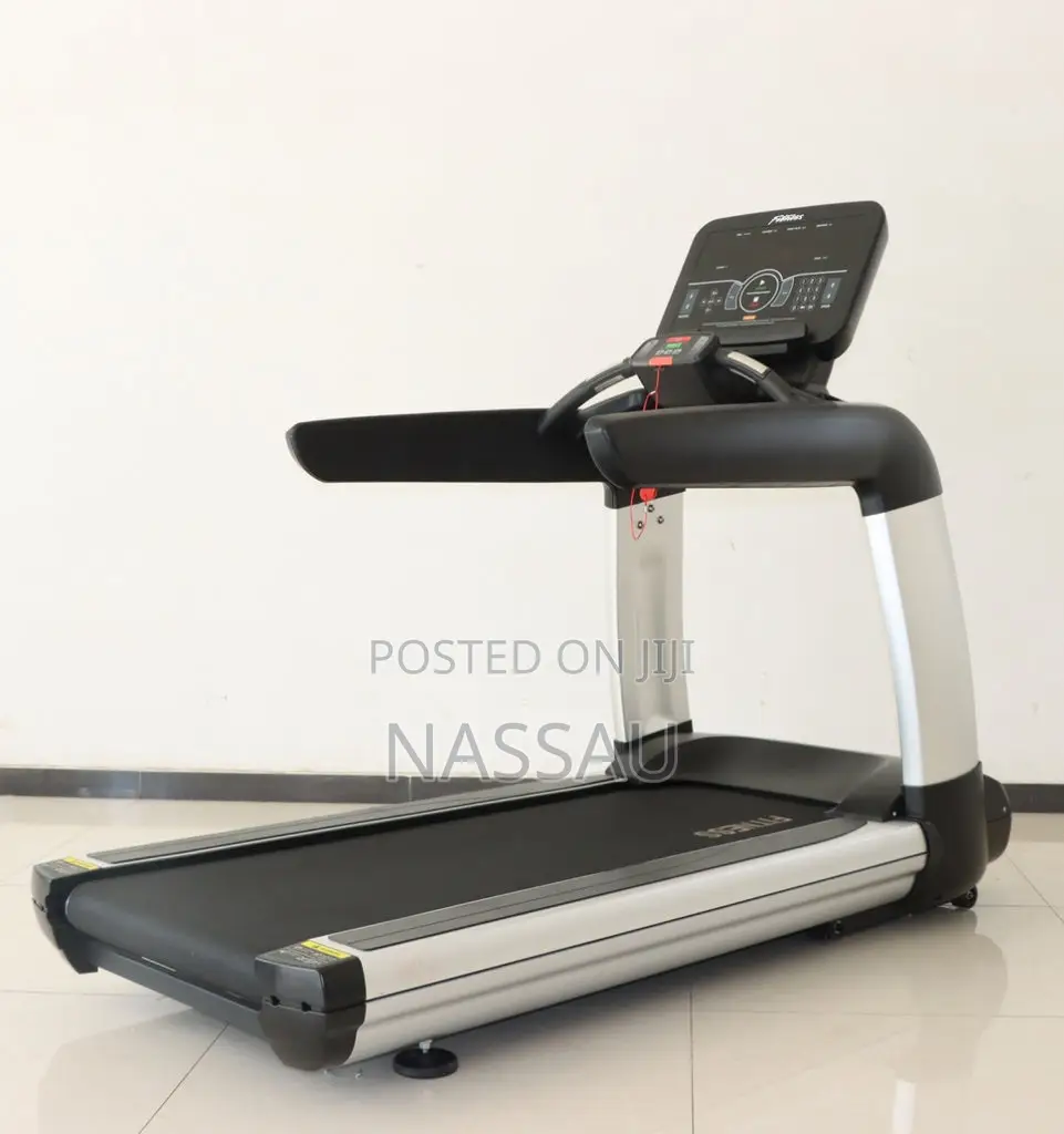 Nashua Mr-32 Commercial 7hp Treadmill