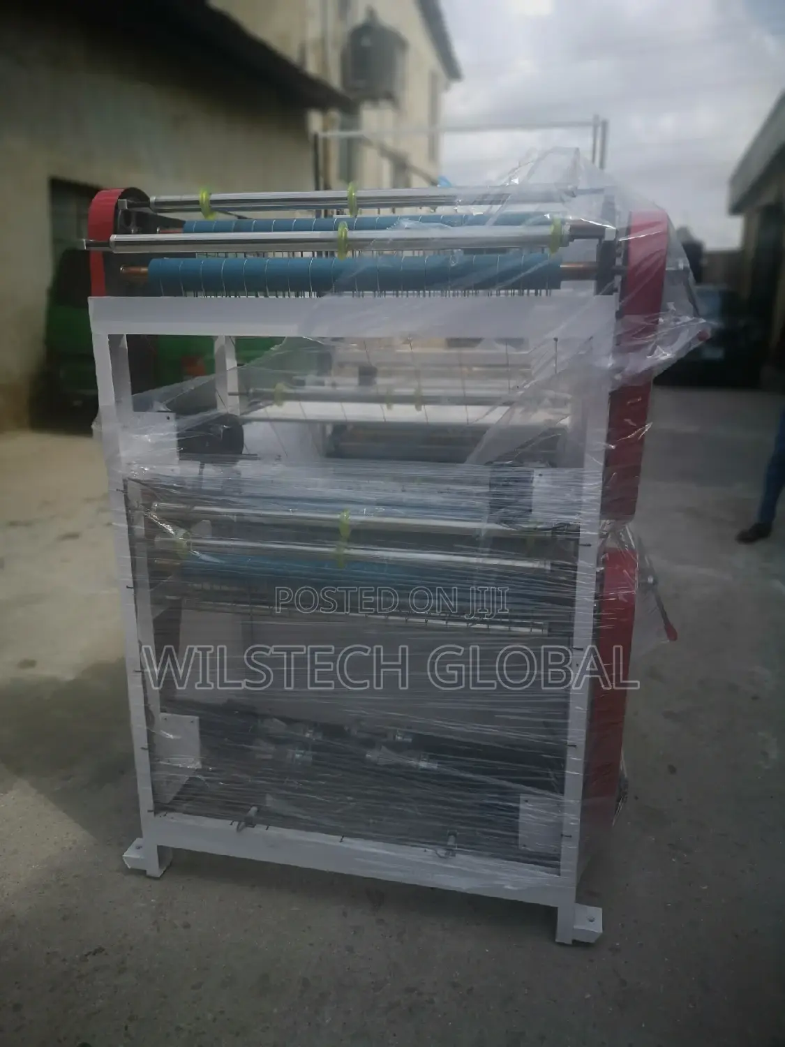 Automatic Nylon Cutting And Sealing Machine With Puncher