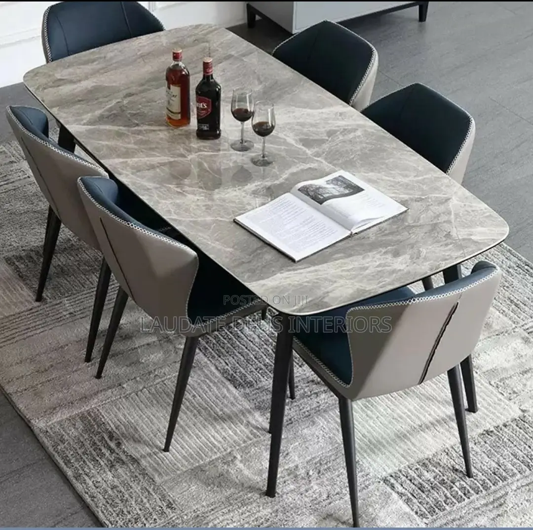 New Classic Marble Top 6 Seaters Dining Set