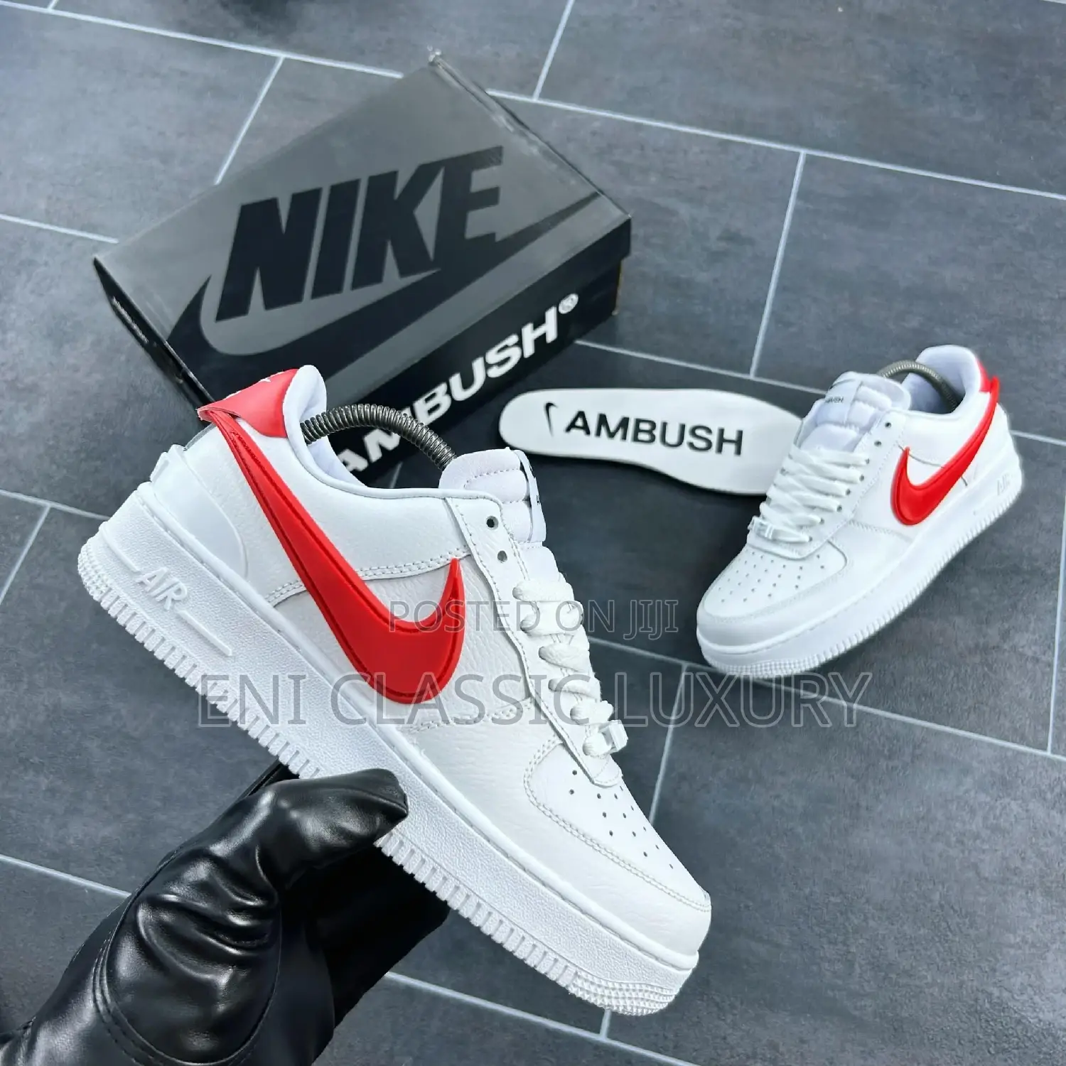 Classic Men's Sneakers Nike Available in Store