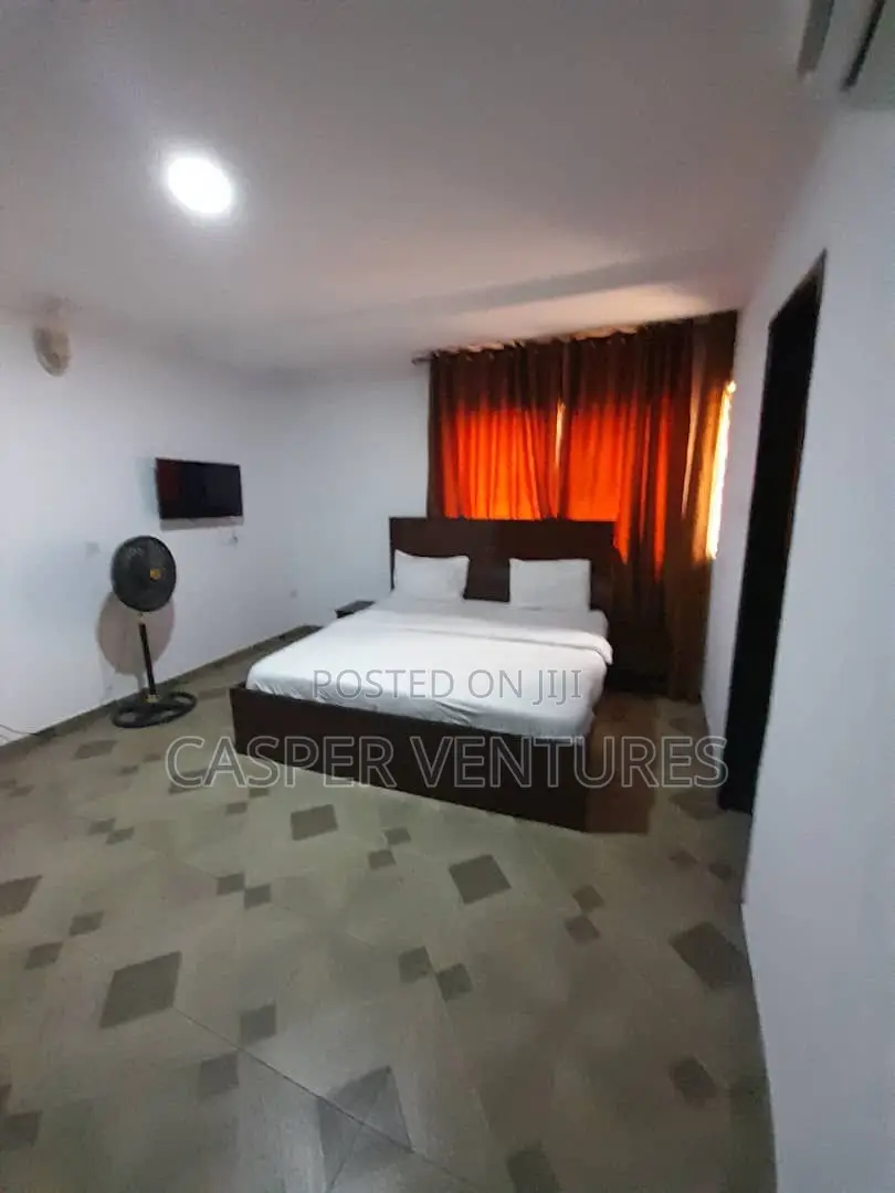 Furnished 3bdrm Apartment in Adeola, Victoria Island for rent