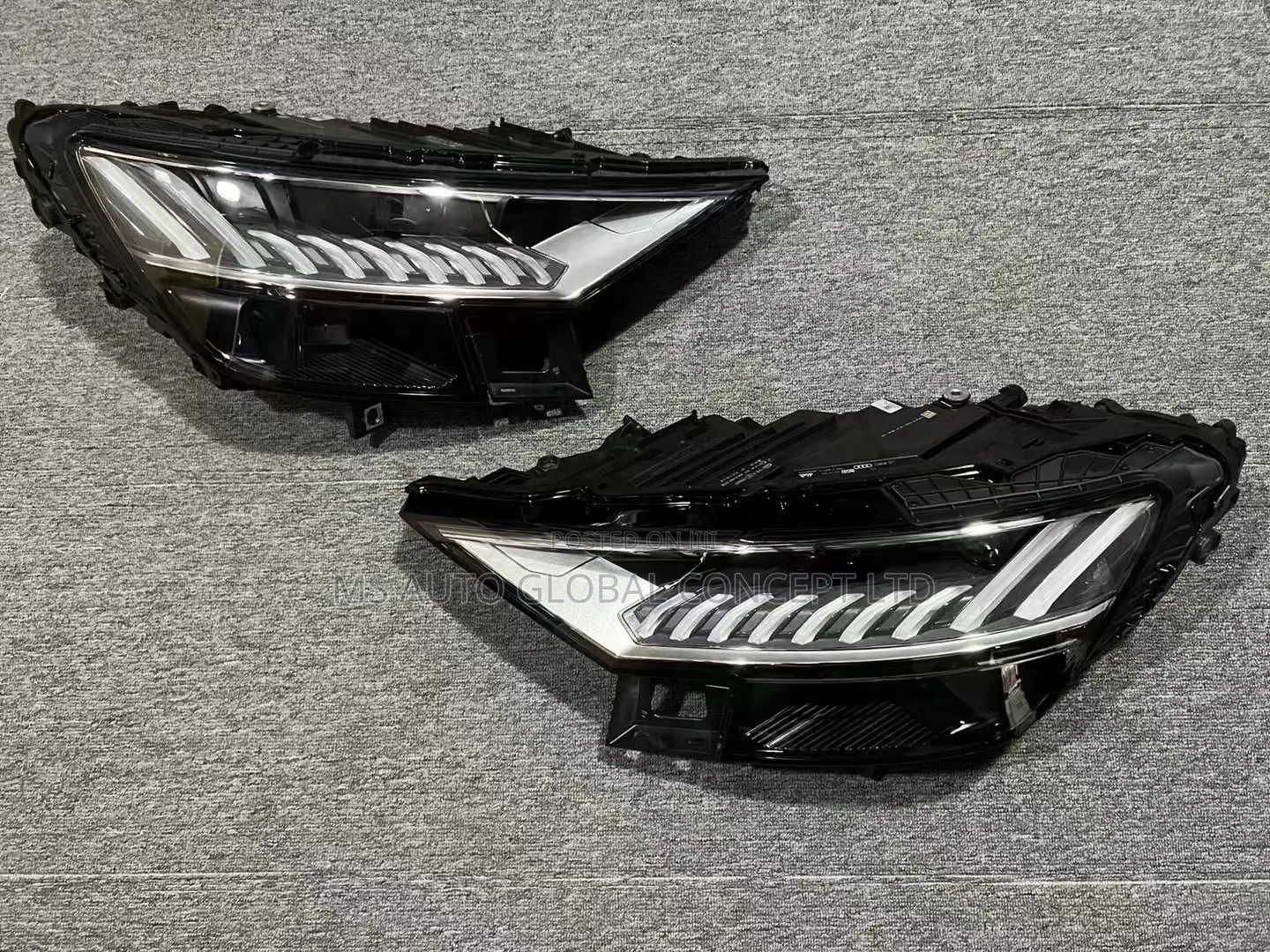 Audi Q8 Headlights