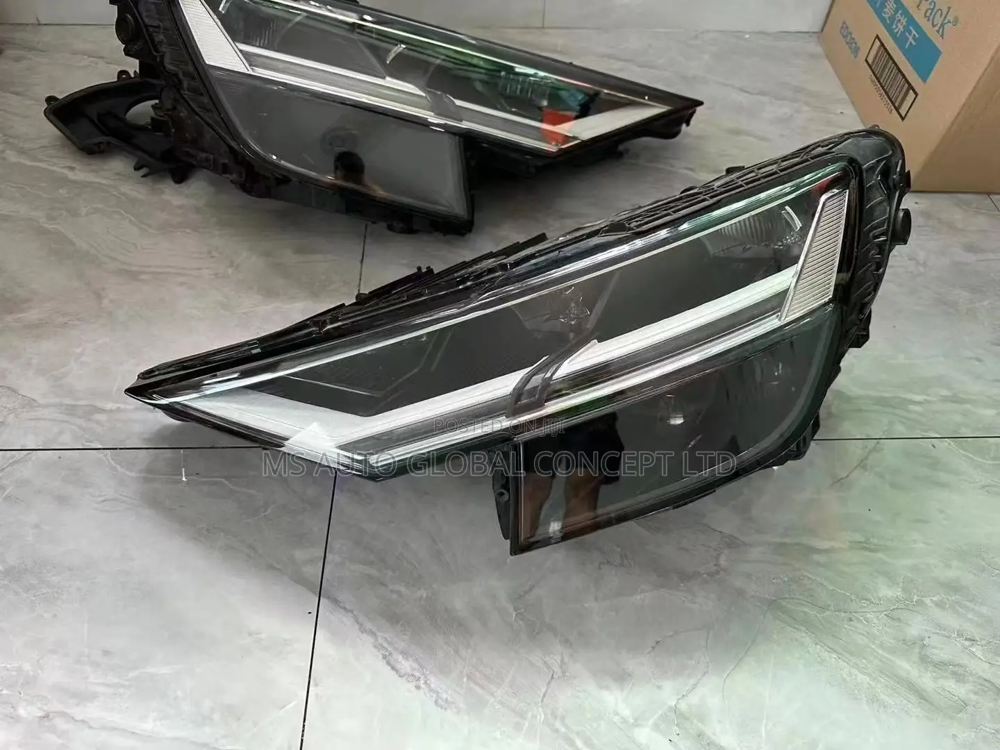 Audi Q8 Headlights