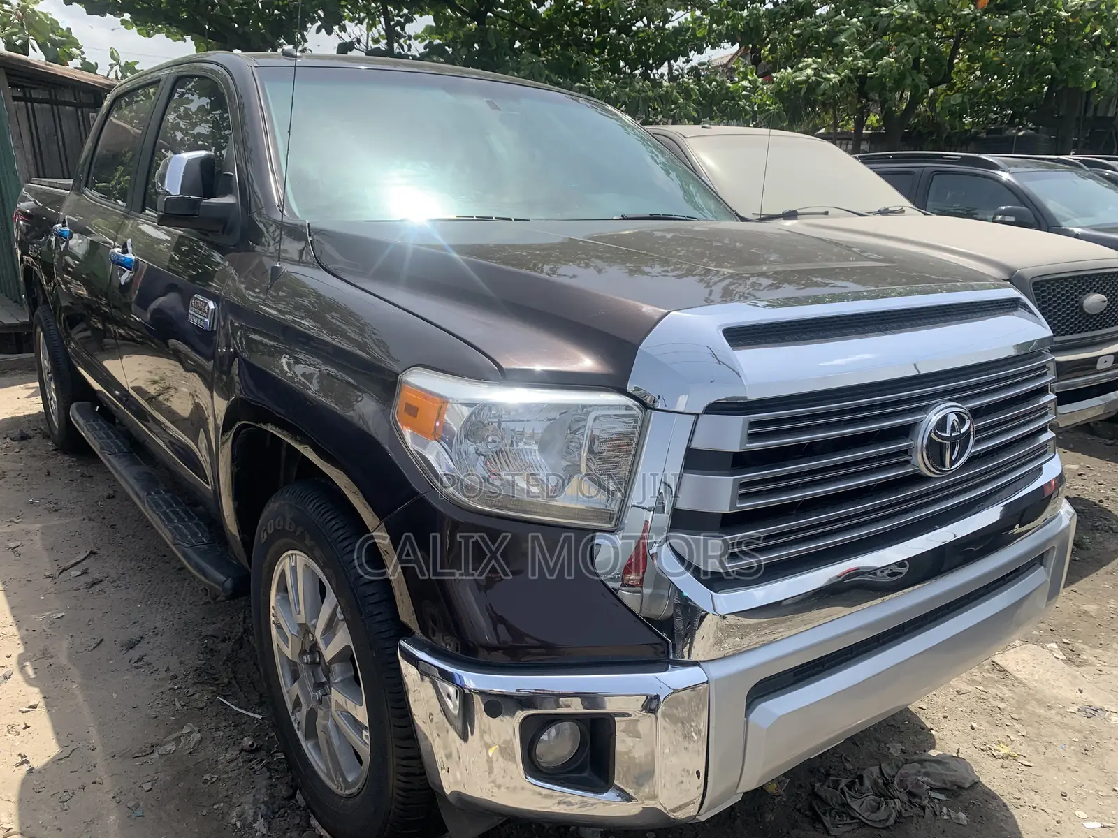 Toyota Tundra 2018 Brown