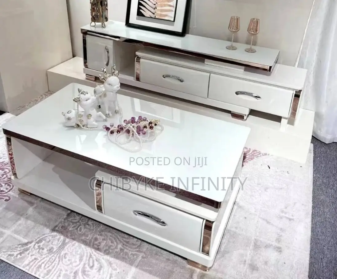 High Quality Tv Stand and Center Table