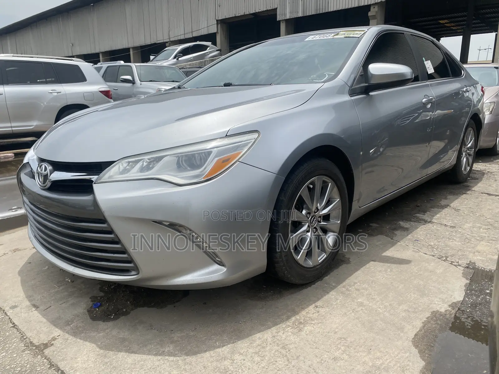 Toyota Camry 2015 Silver