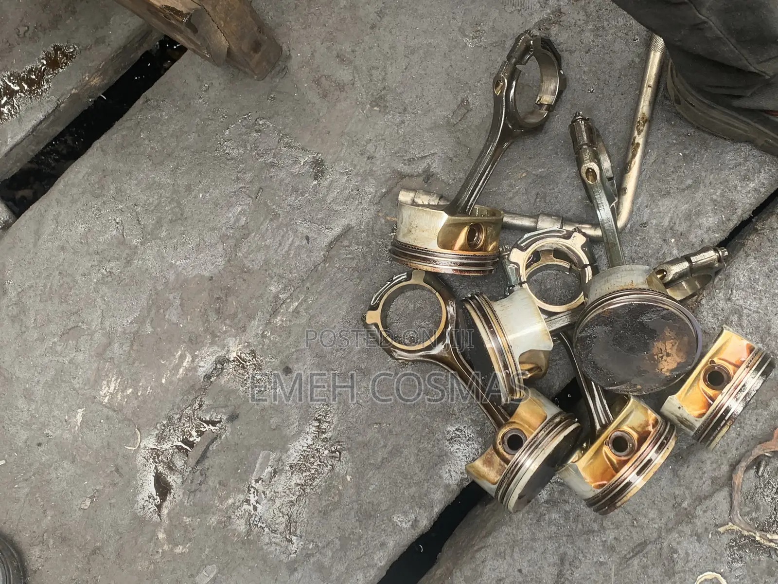 6 Pieces of Big Piston 272 Engine