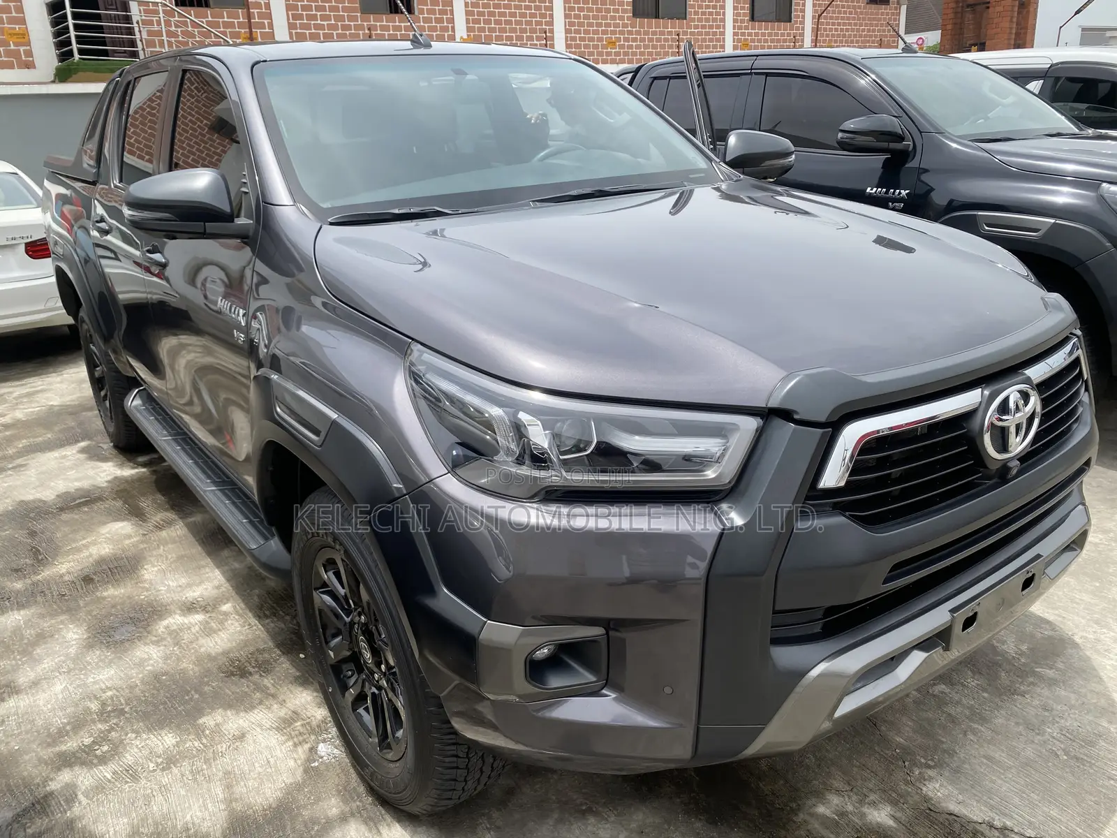 Toyota Hilux 2022 Gray