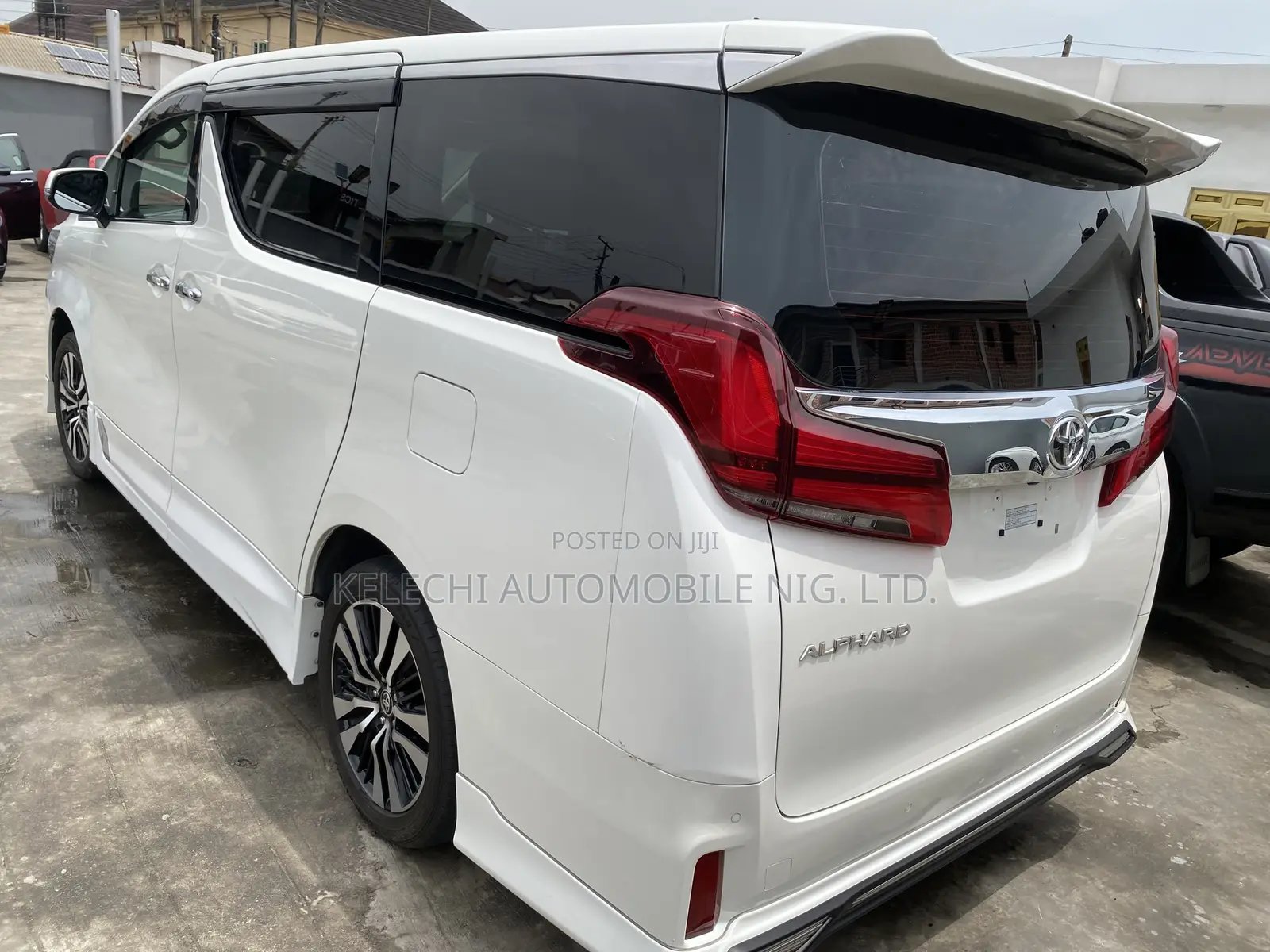 Toyota Alphard 2022 White