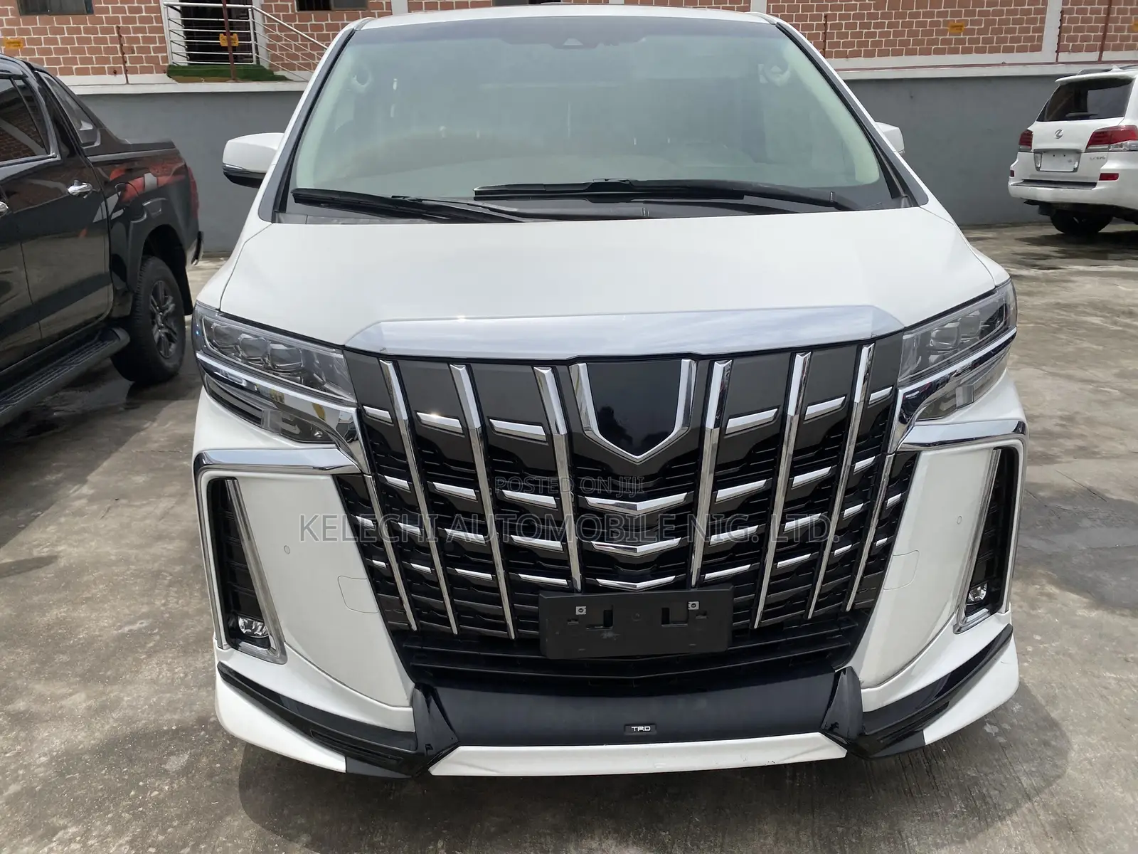 Toyota Alphard 2022 White