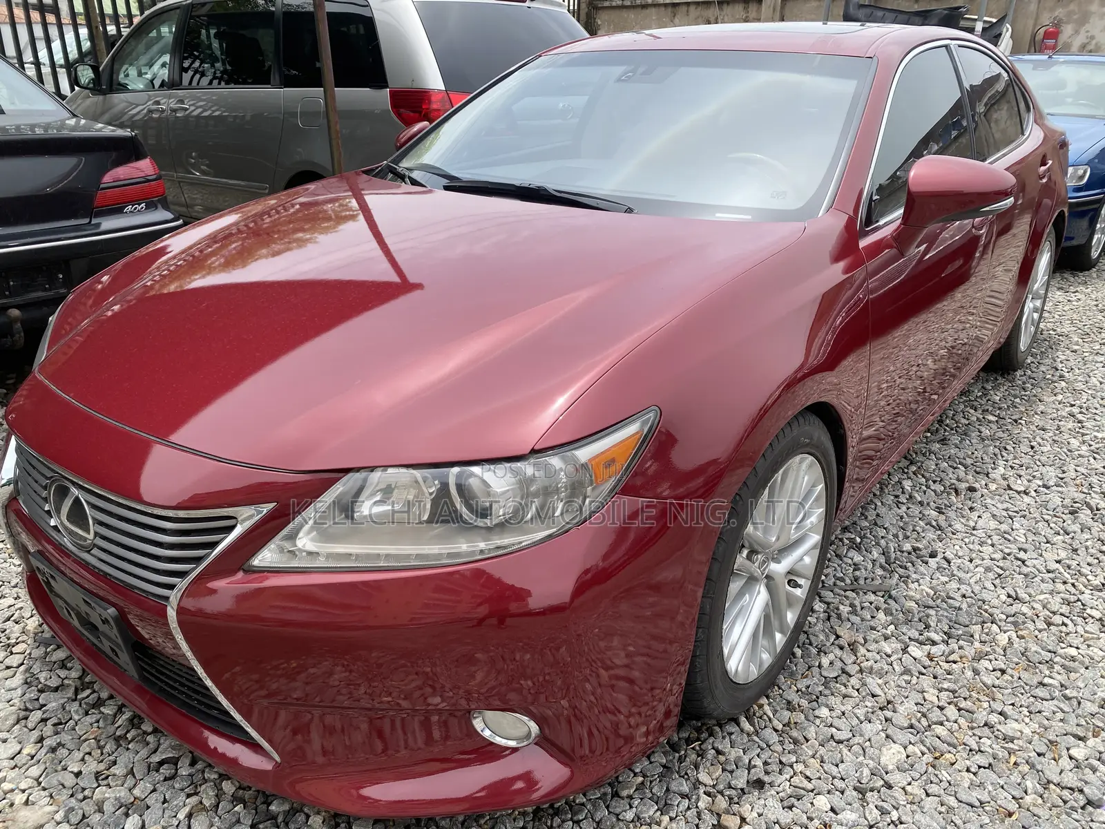 Lexus ES 2014 Red