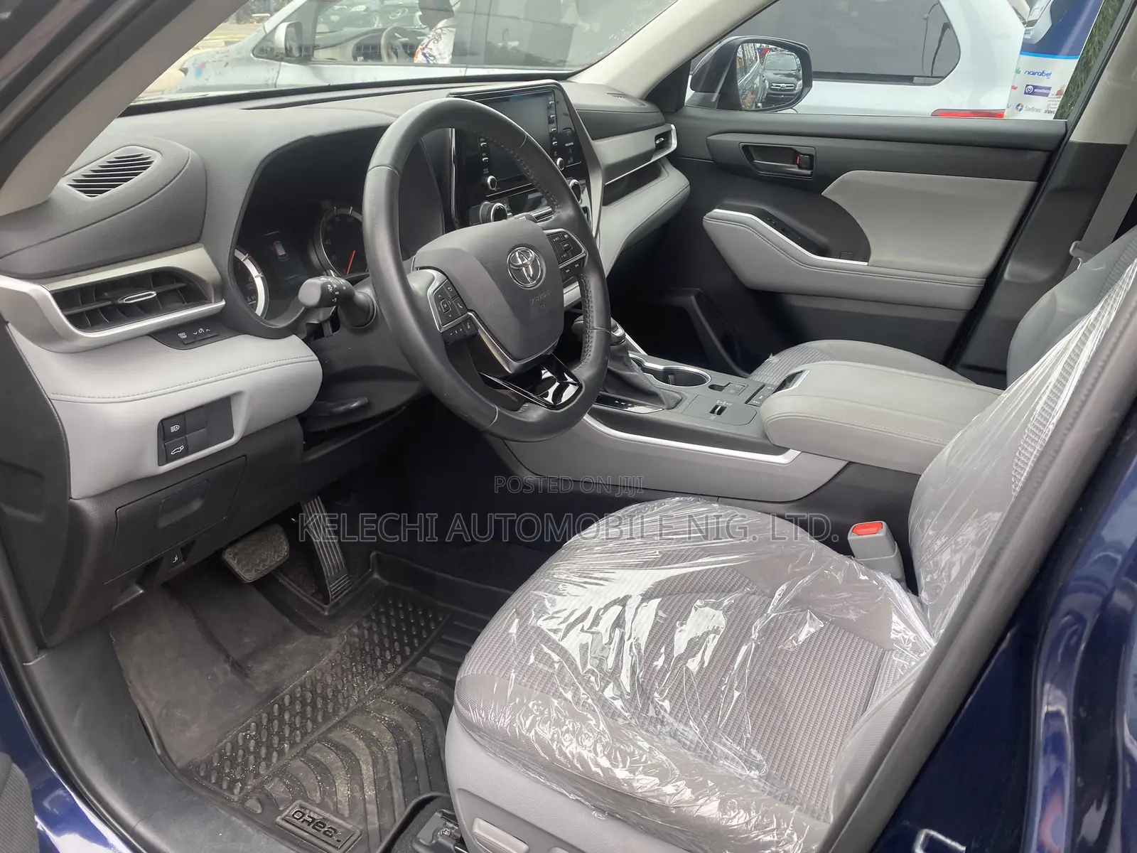 Toyota Highlander LE AWD 2020 Blue