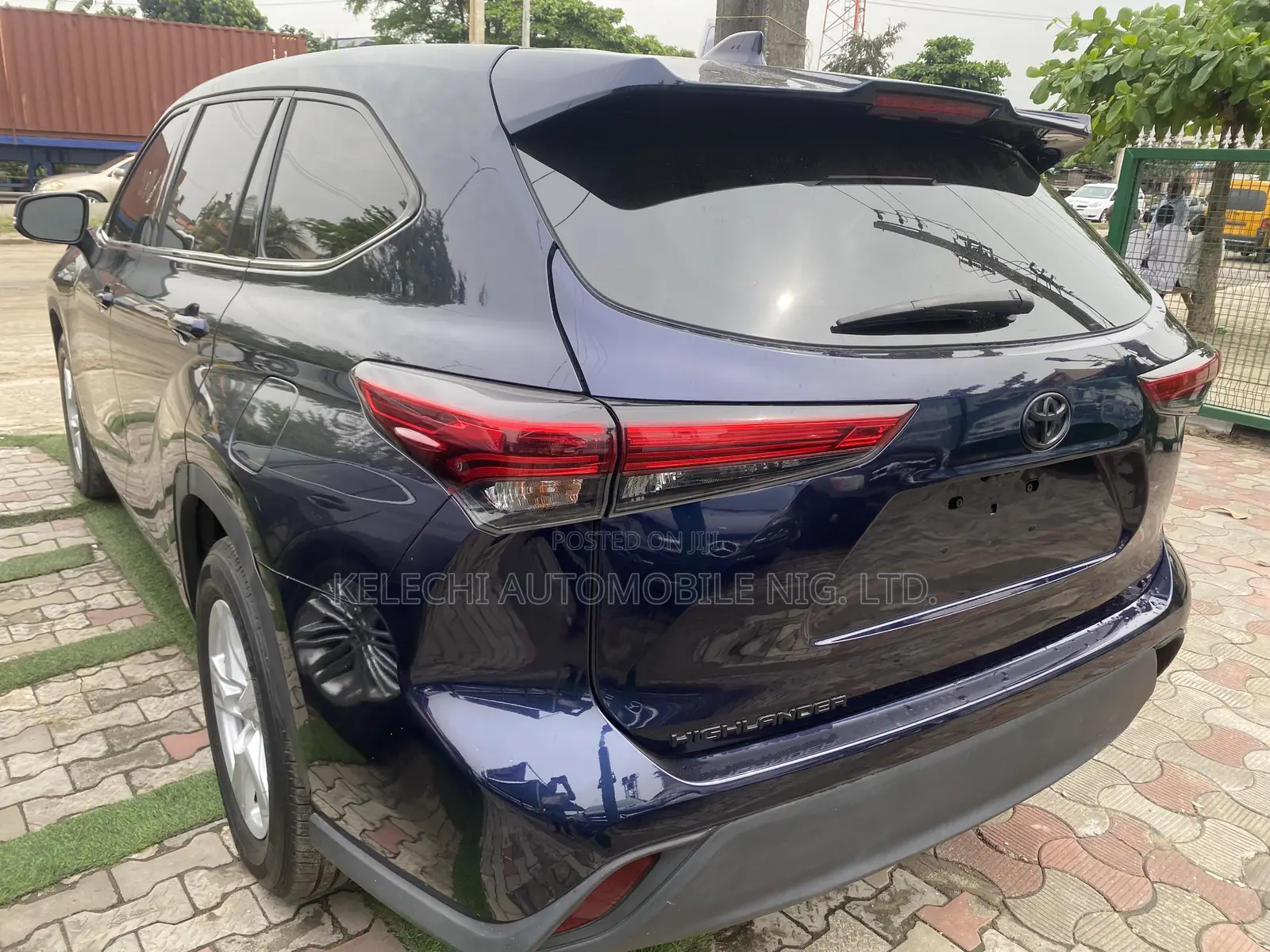 Toyota Highlander LE AWD 2020 Blue